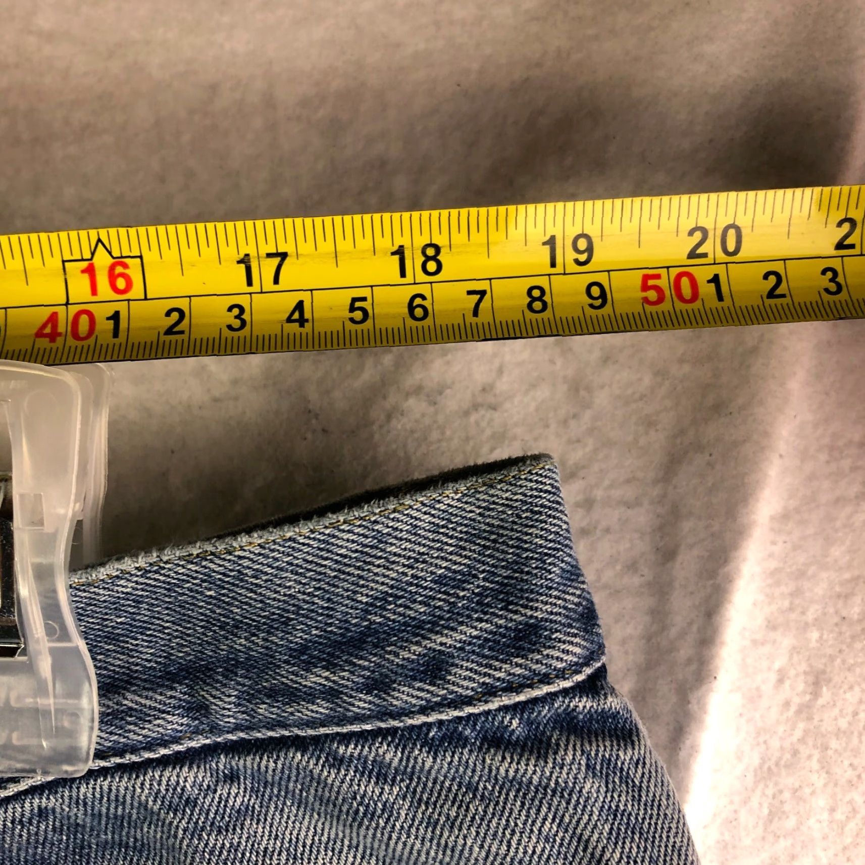 Vintage Riders Mens 42x30 Jeans Mid Rise Straight Leg Light Wash Blue Denim Casual Regular Rise Mens Size US 42 / EU 58 - 2 Thumbnail