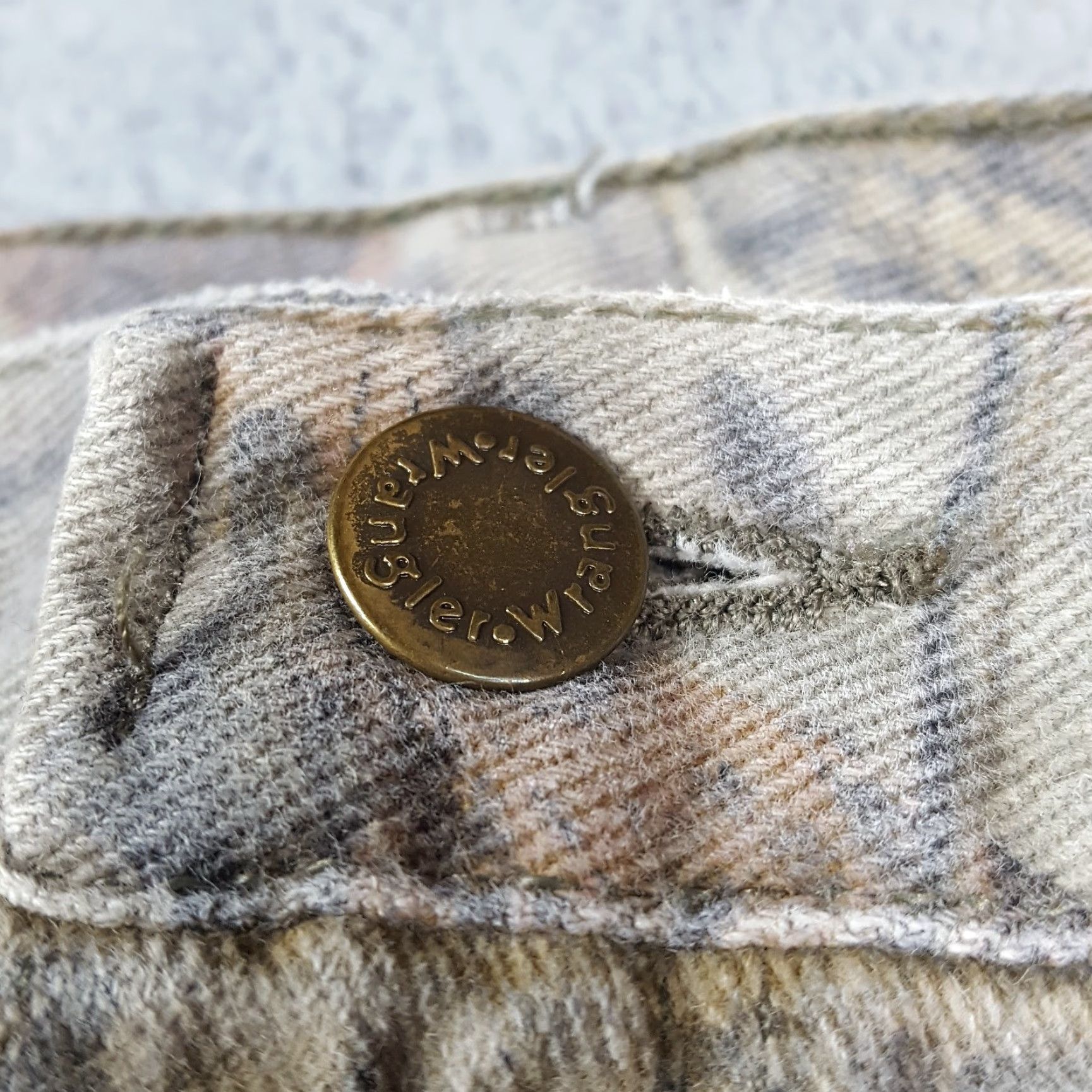 Wrangler VINTAGE Wrangler Work Pants 34x31 Camouflage Canvas Double Knee Mens Y2K Retro Casual Outdoor Size US 34 / EU 50 - 6 Thumbnail