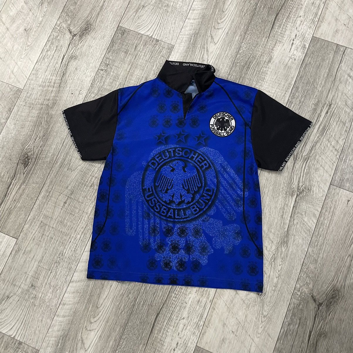Vintage KAHN 1 90s polo tee jersey shirt deutscher Germany Germania Size US S / EU 44-46 / 1 - 1 Thumbnail