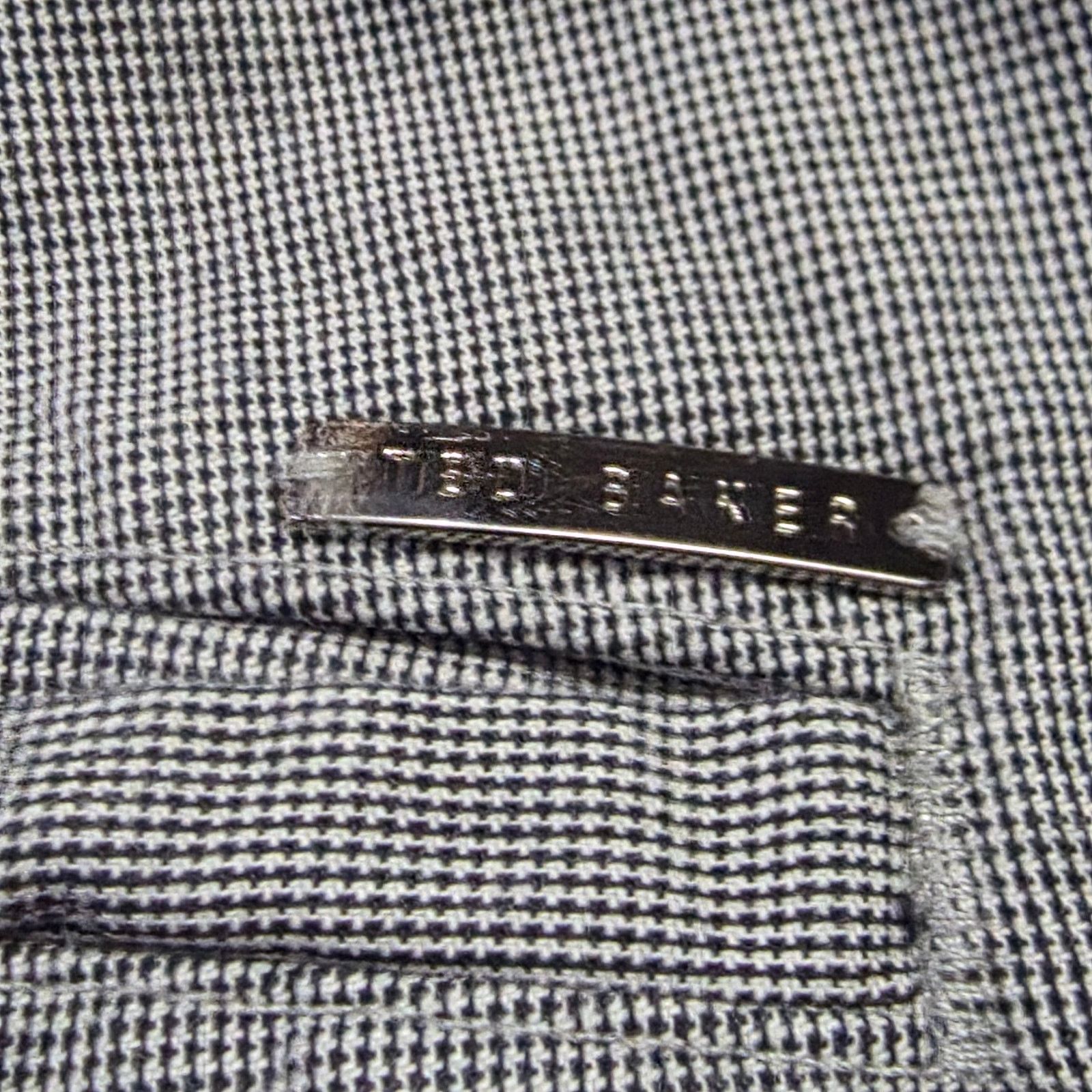 Ted Baker Ted Baker Shorts Men’s 34R Gray Casual Size US 34 / EU 50 - 4 Thumbnail