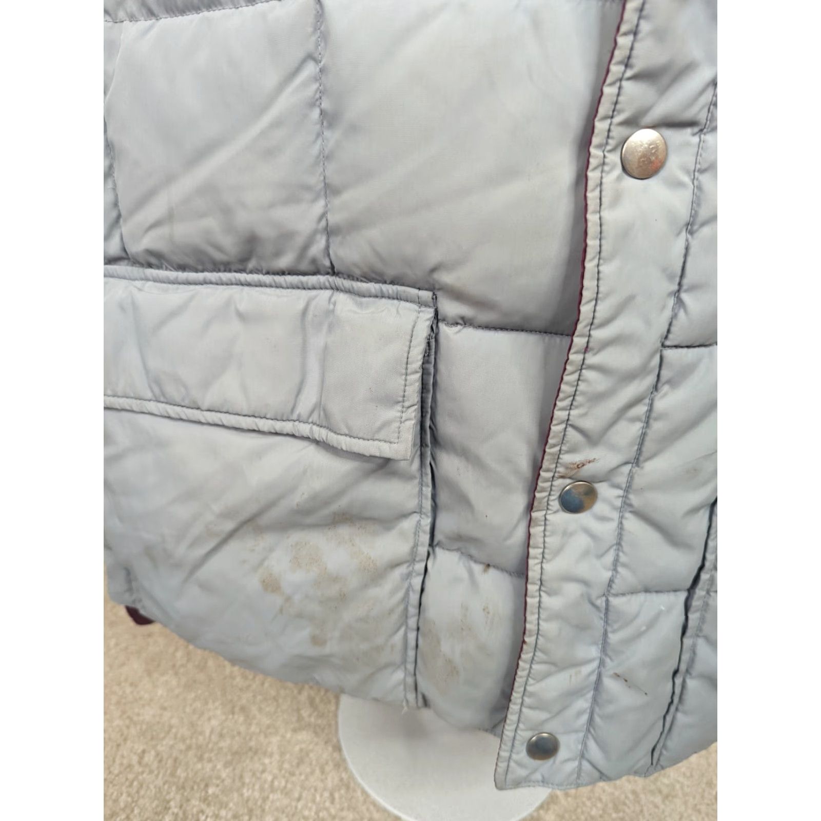 YOKE VINTAGE Goose Down Yoke Stripe Puffer Vest Jacket Coat Men L Gray 70s 80s Ski Travel Casual Workwear Zipped Pockets Full Zip Snaps Logo Yokes Size US L / EU 52-54 / 3 - 4 Thumbnail