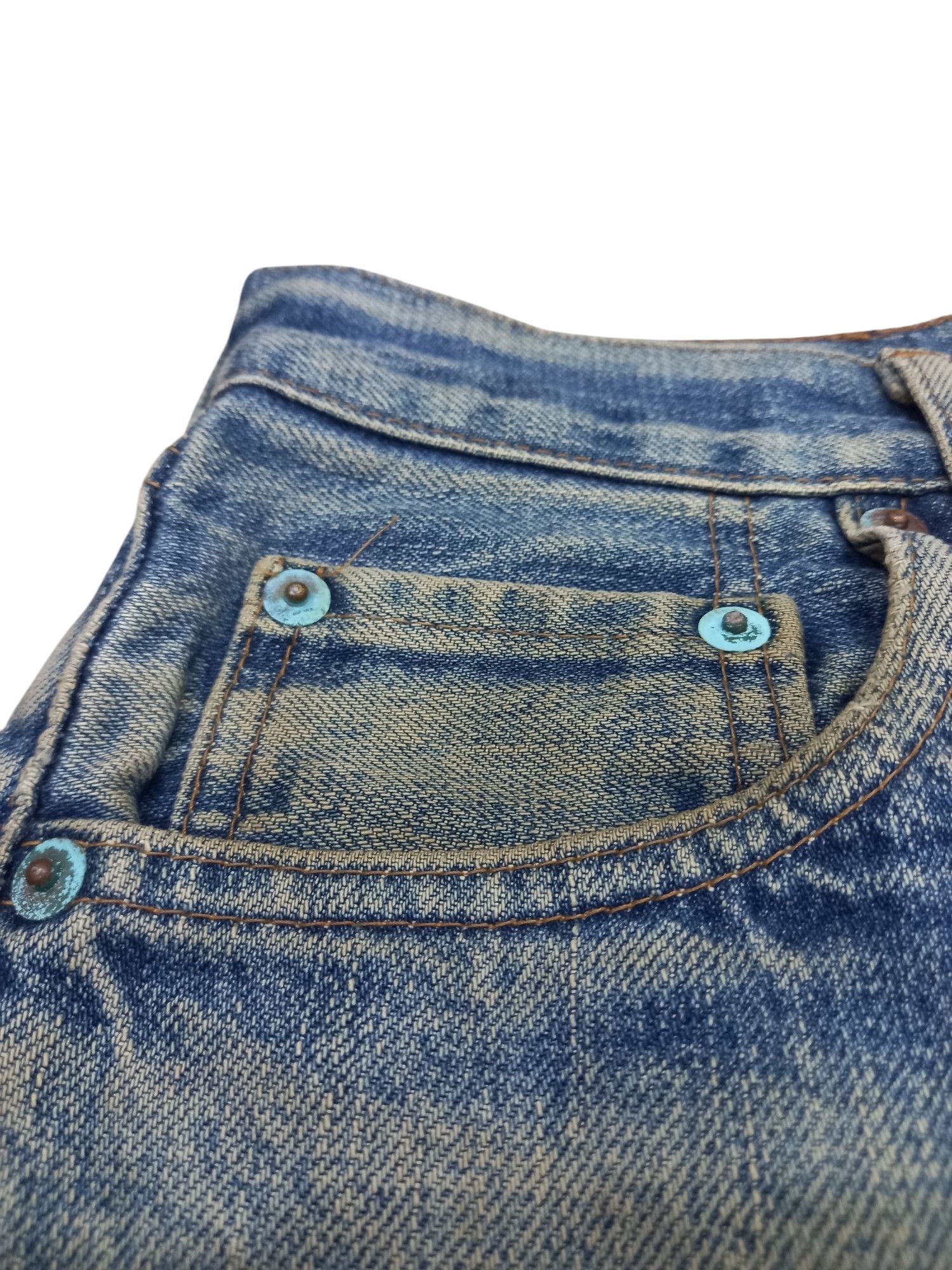 Levi's Vintage 90s 00s Thrashed Levi's 502 BIG E Selvedge Size US 30 / EU 46 - 6 Thumbnail