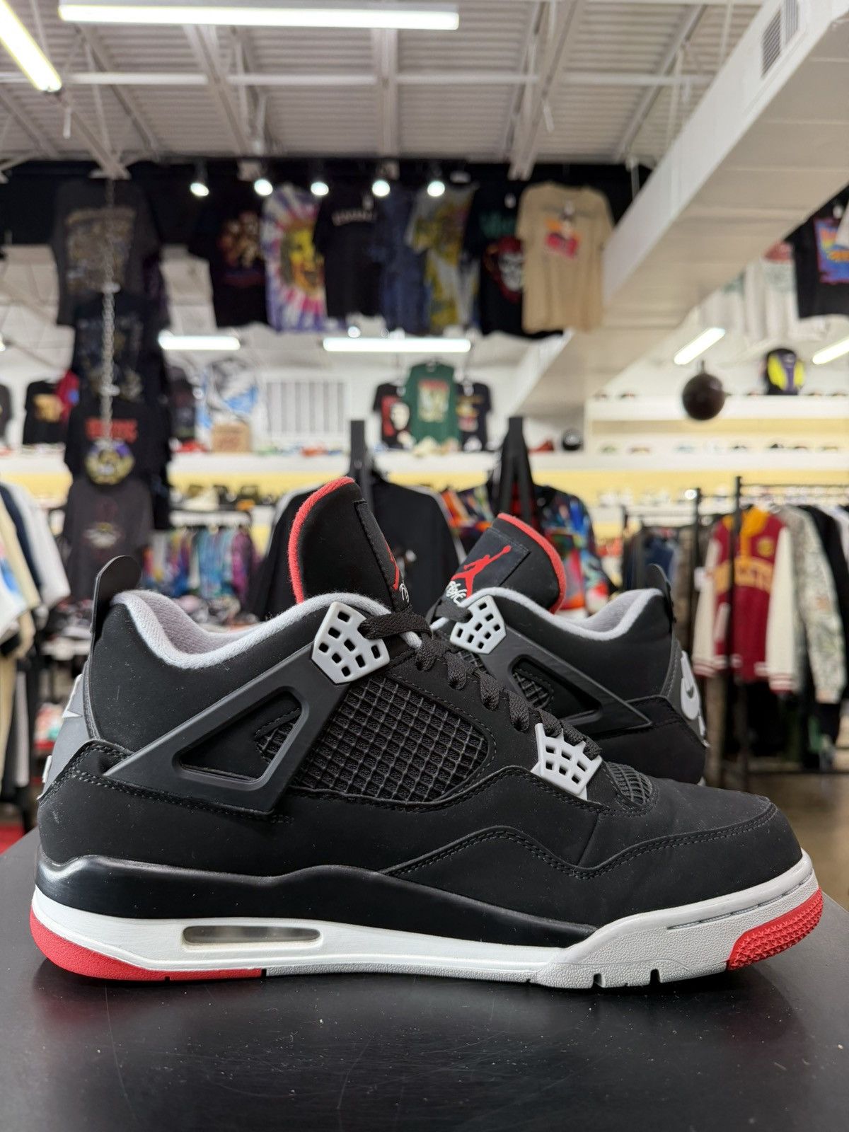 Jordan Brand Air Jordan 4 Bred Size 11.5 (2019) Size US 11.5 / EU 44-45 - 3 Thumbnail