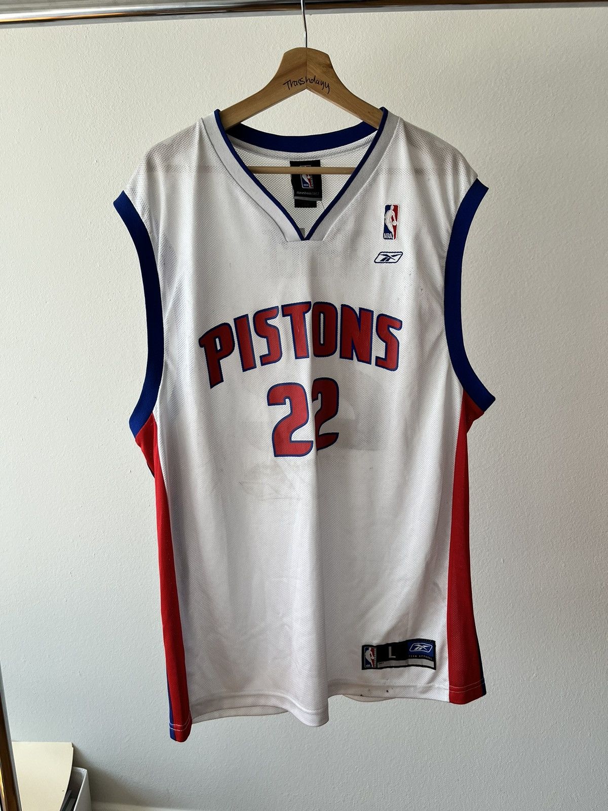 NBA × Reebok Retro Detroit Pistons Jersey Size US L / EU 52-54 / 3 - 4 Thumbnail