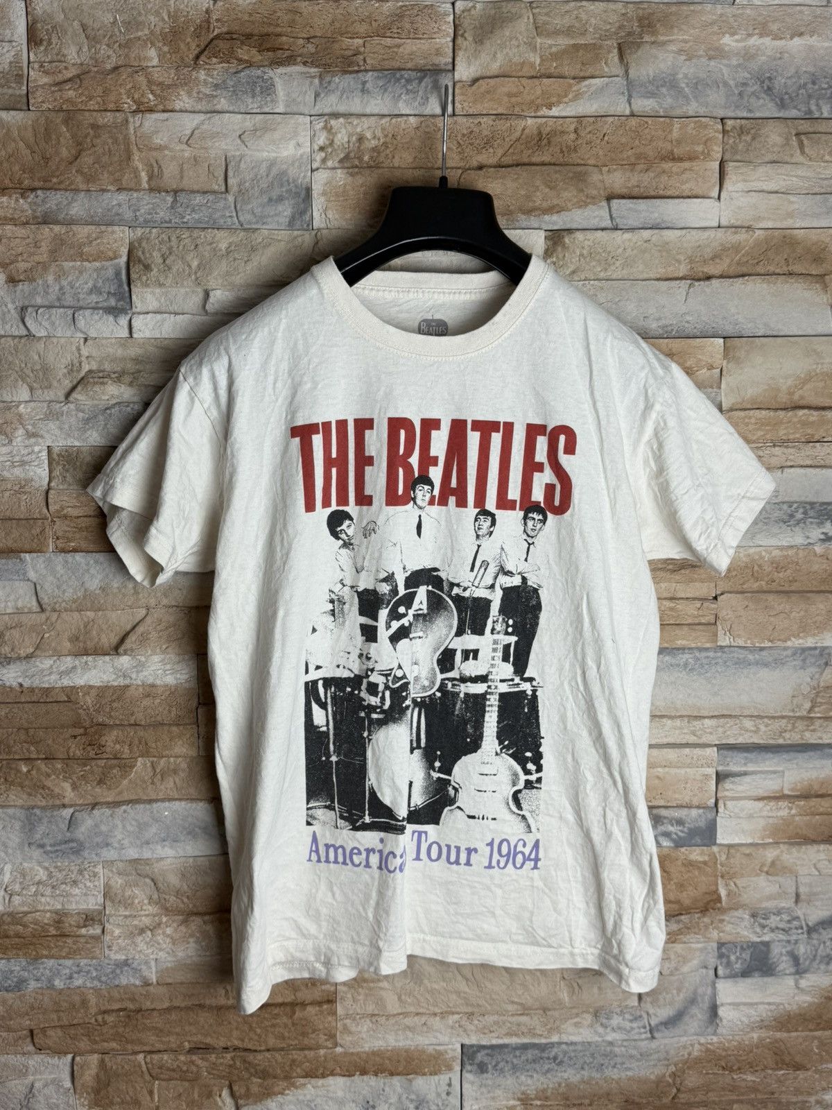 Band Tees The Beatles ft84 t-shirt tee Size US M / EU 48-50 / 2 - 1 Thumbnail