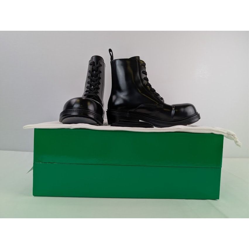 Bottega Veneta o1rshd1 Fireman Ankle Boots in Brushed Vinyl Black Size US 9 / EU 42 - 19 Thumbnail