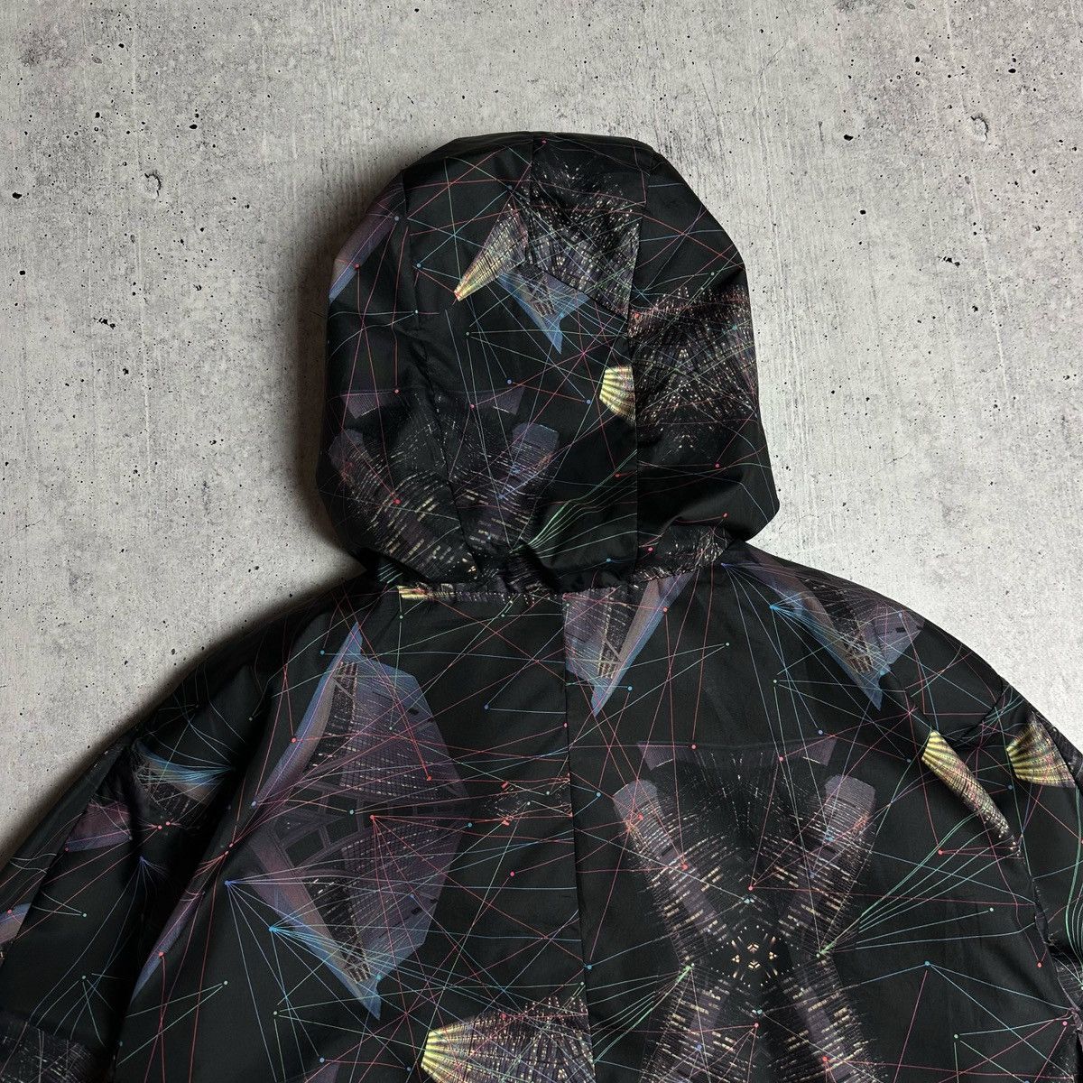 Nike × Vintage Vintage Nike Tn ACG Over Full Print Size XL Light Jacket Size US XL / EU 56 / 4 - 14 Thumbnail
