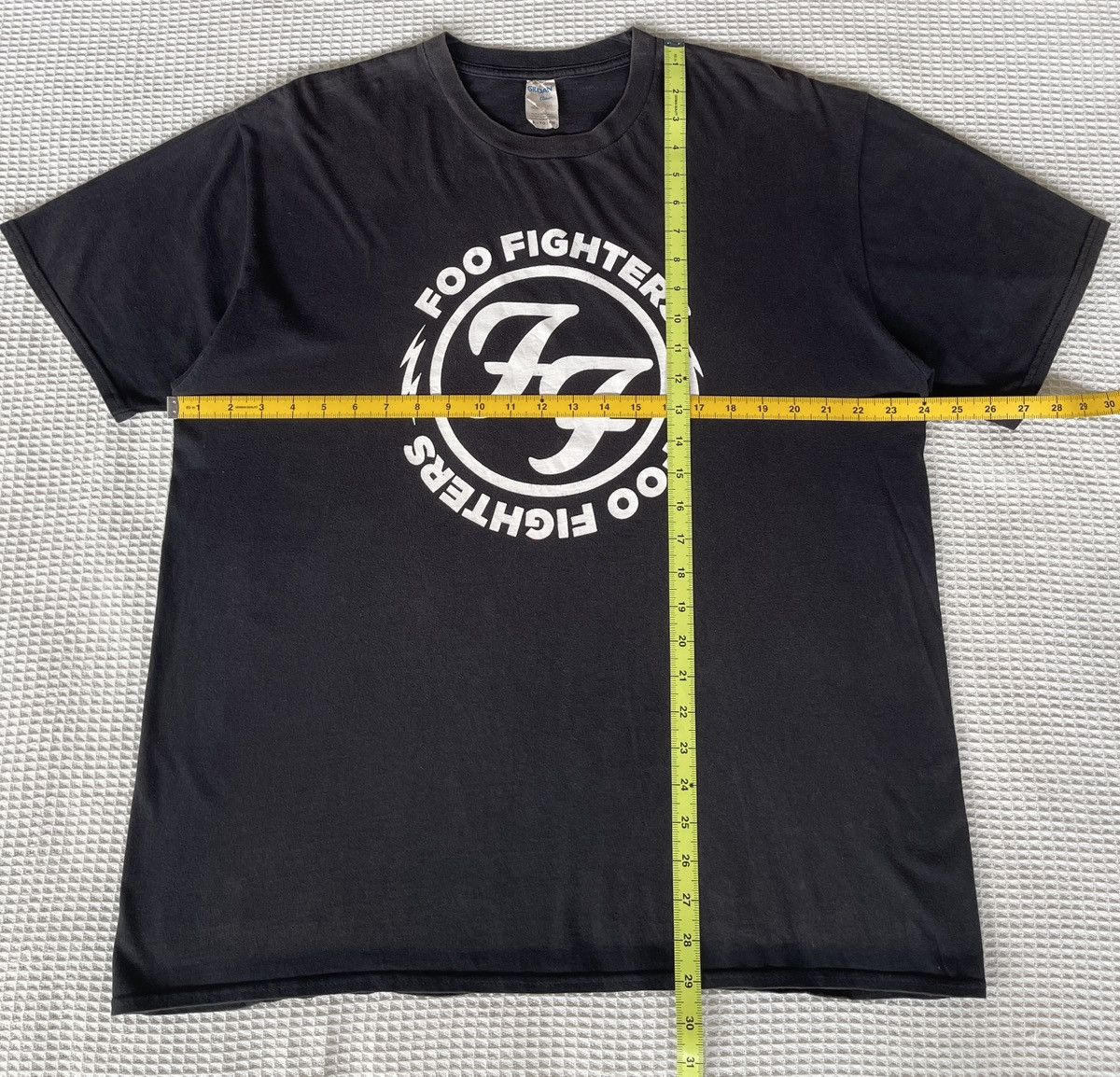 Band Tees Vintage Rock Band🔥FOO FIGHTER🔥Faded Black Tshirt Size US XL / EU 56 / 4 - 3 Thumbnail