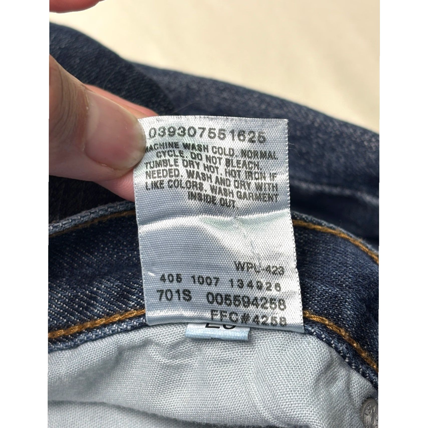 Levi's Levi's 559 Jeans Mens 38x32 Blue Medium Wash Denim 100% Cotton Relaxed Straight Size US 38 / EU 54 - 7 Thumbnail