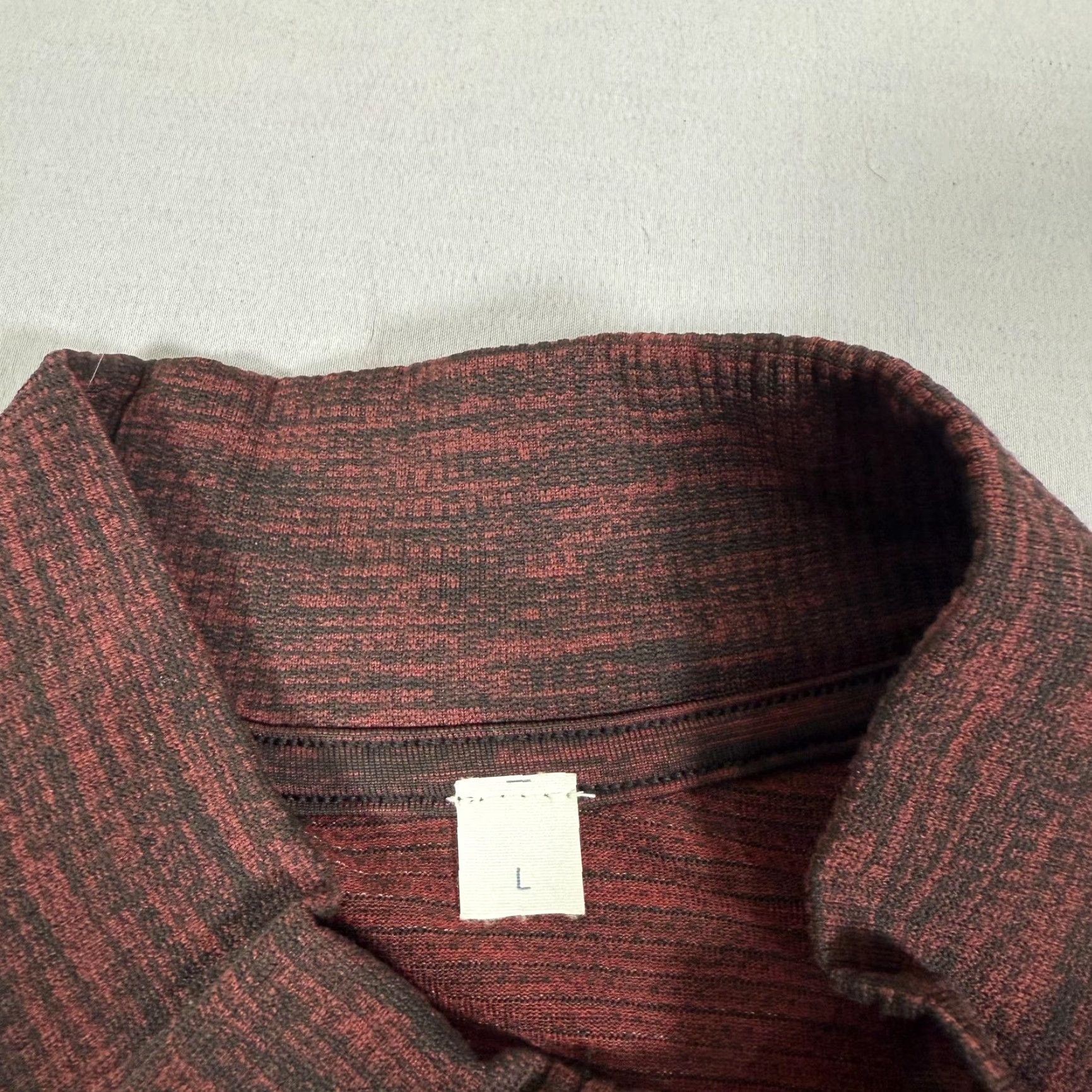 Lululemon Lululemon Mens Shirt Large Red Black Metal Vent Tech 1/4 Zip Long Sleeve Raglan Mock Neck Reflective Logo Size US L / EU 52-54 / 3 - 6 Thumbnail
