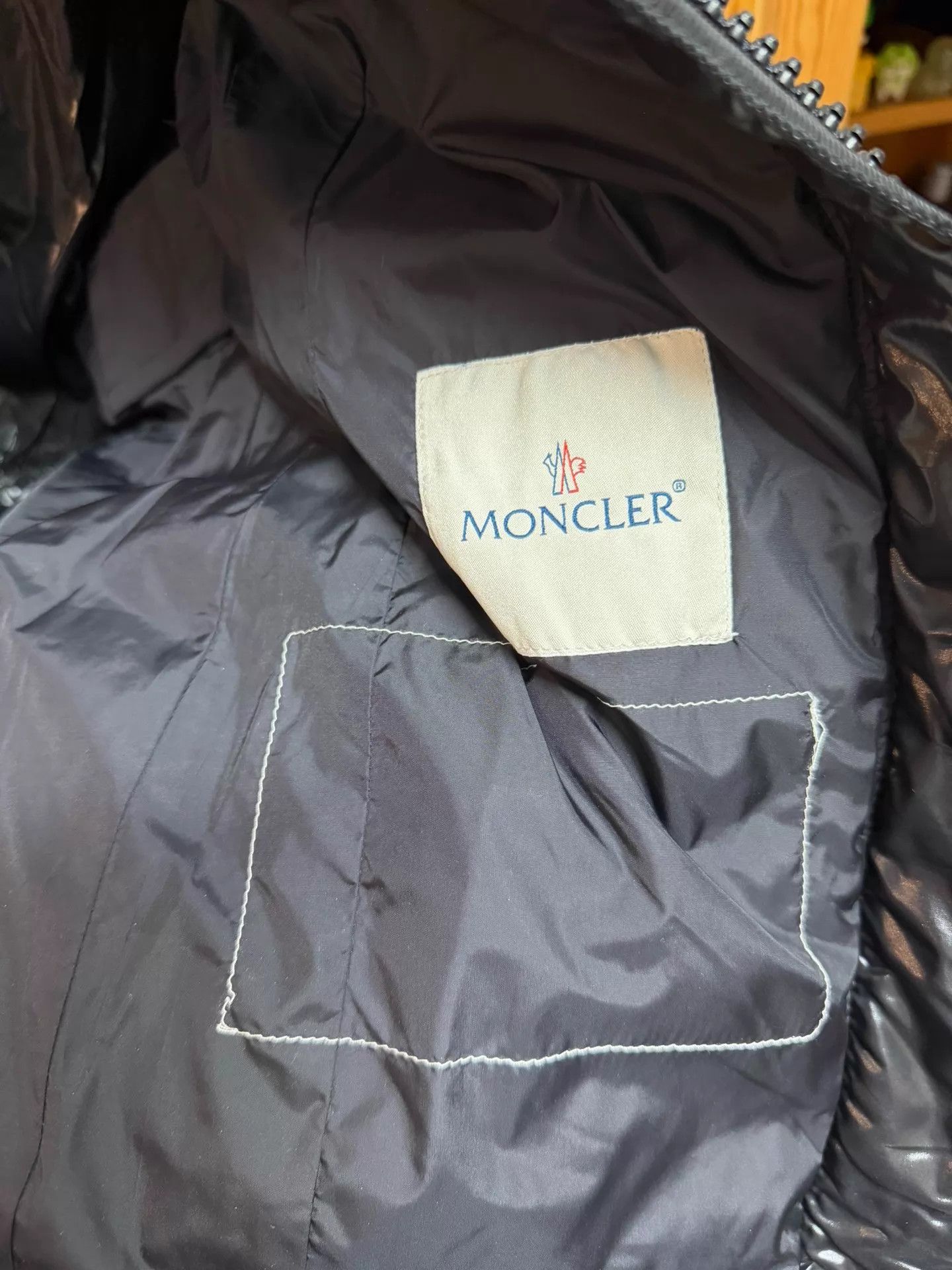 Moncler Moncler Women's Size 1 9/10 Down Coat Size S / US 4 / IT 40 - 4 Thumbnail