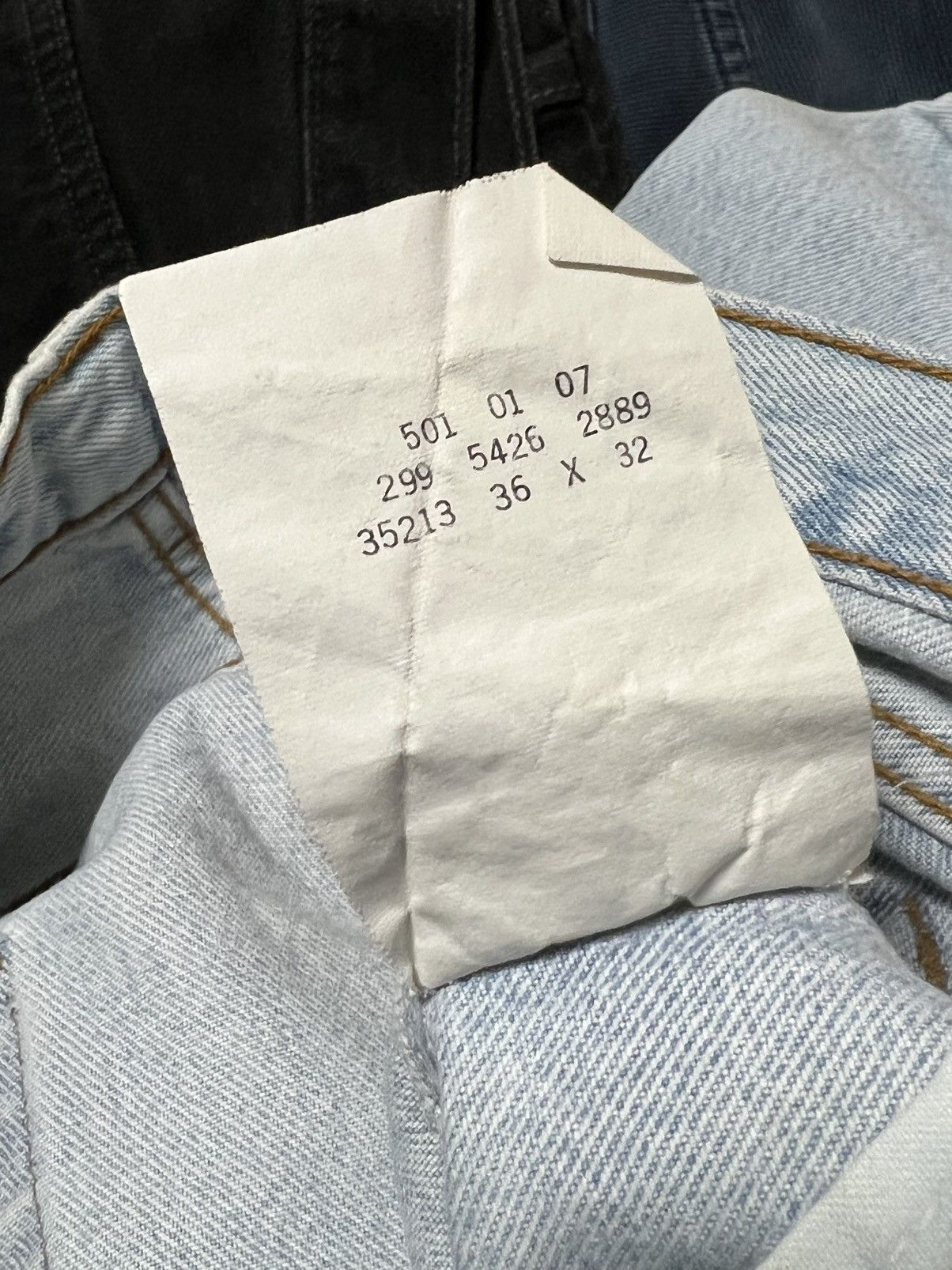 Levi's Vintage Levi’s 501 LVC made in UK Men’s jeans Size US 36 / EU 52 - 10 Thumbnail