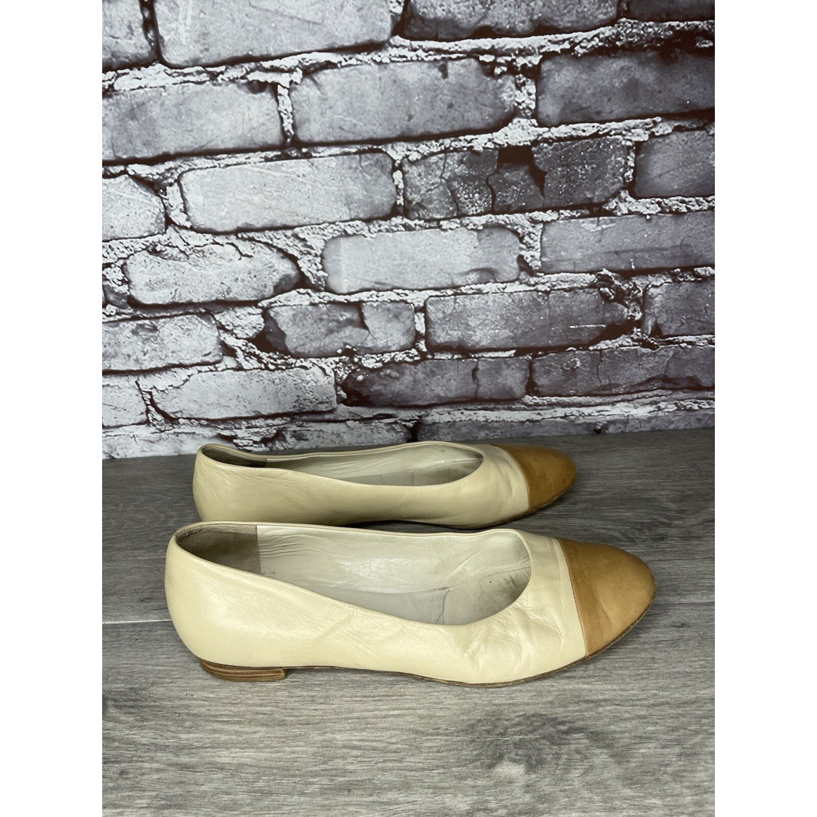 Carel Paris CAREL PARIS Ivory Leather Tan Brown Cap Toe Ballet Flats Wom Size US 9 / IT 39 - 21 Thumbnail