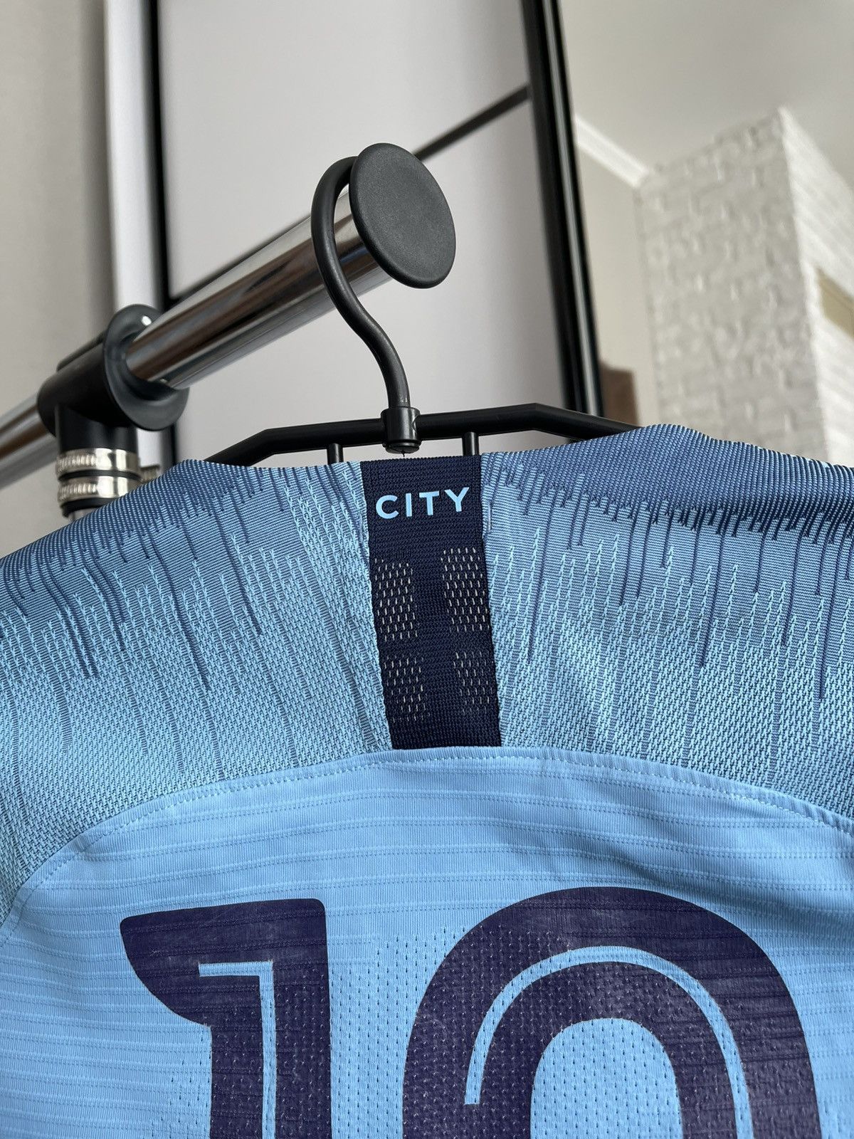Nike 2018/2019 Nike Manchester City Player Issue Match Worn Shirt Size US S / EU 44-46 / 1 - 10 Thumbnail