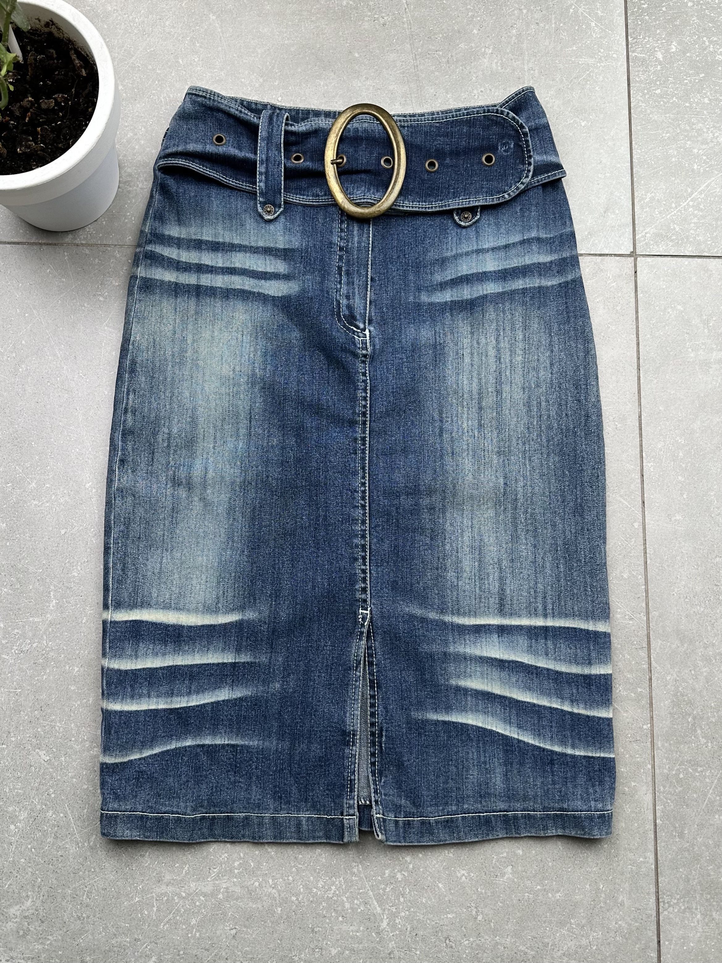 image of Avant Garde x Miss Sixty Faded Color Skirt With Belt in Blue, Women's (Size 26)