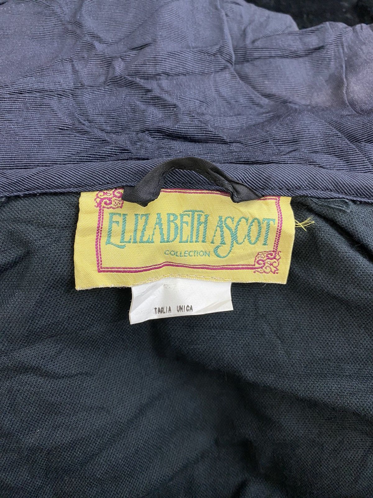 Other ELIZABETH ASCOT COLLECTION Italian Brand Plain Velvet Cape Size ONE SIZE - 3 Thumbnail