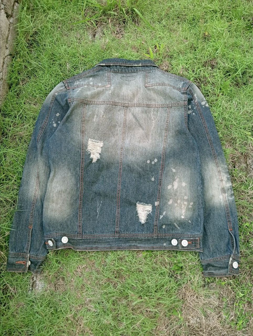 If Six Was Nine JAPANESE LOWBOX DISTRESSED DENIM JACKET Size US L / EU 52-54 / 3 - 8 Thumbnail