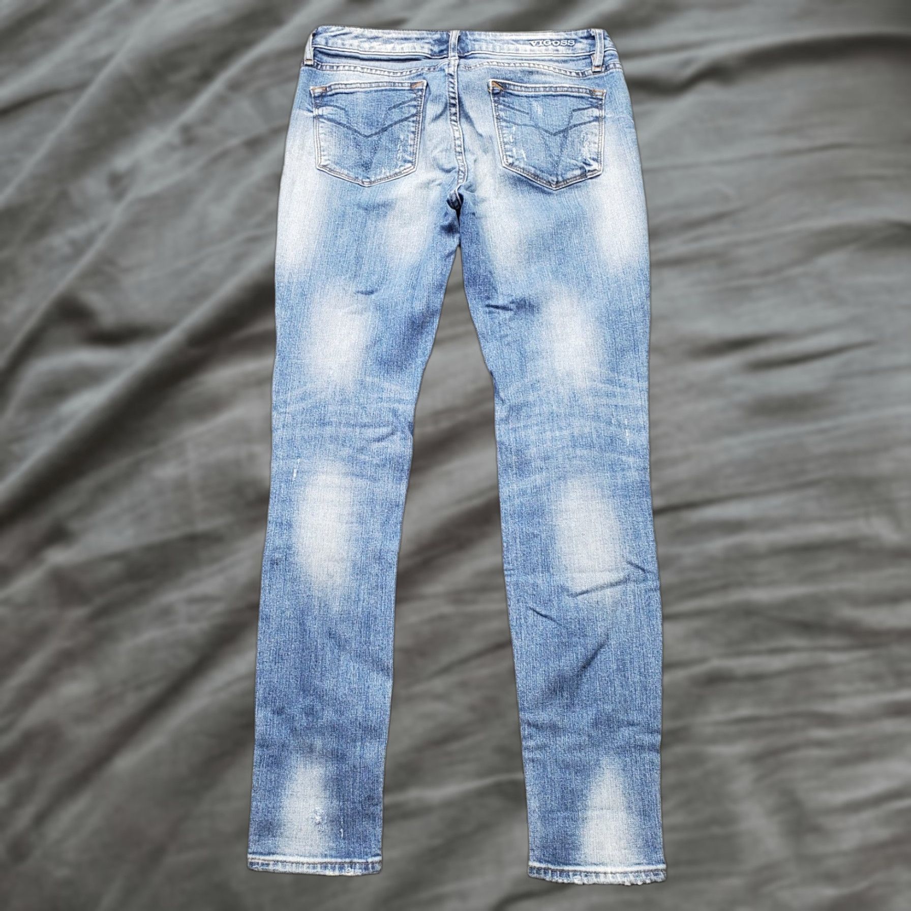 Vintage VIGOSS Jeans Women's 27x29 Blue Denim Stretch Distressed The Chelsea Skinny Leg Shirt Size 27" / US 4 / IT 40 - 1 Thumbnail