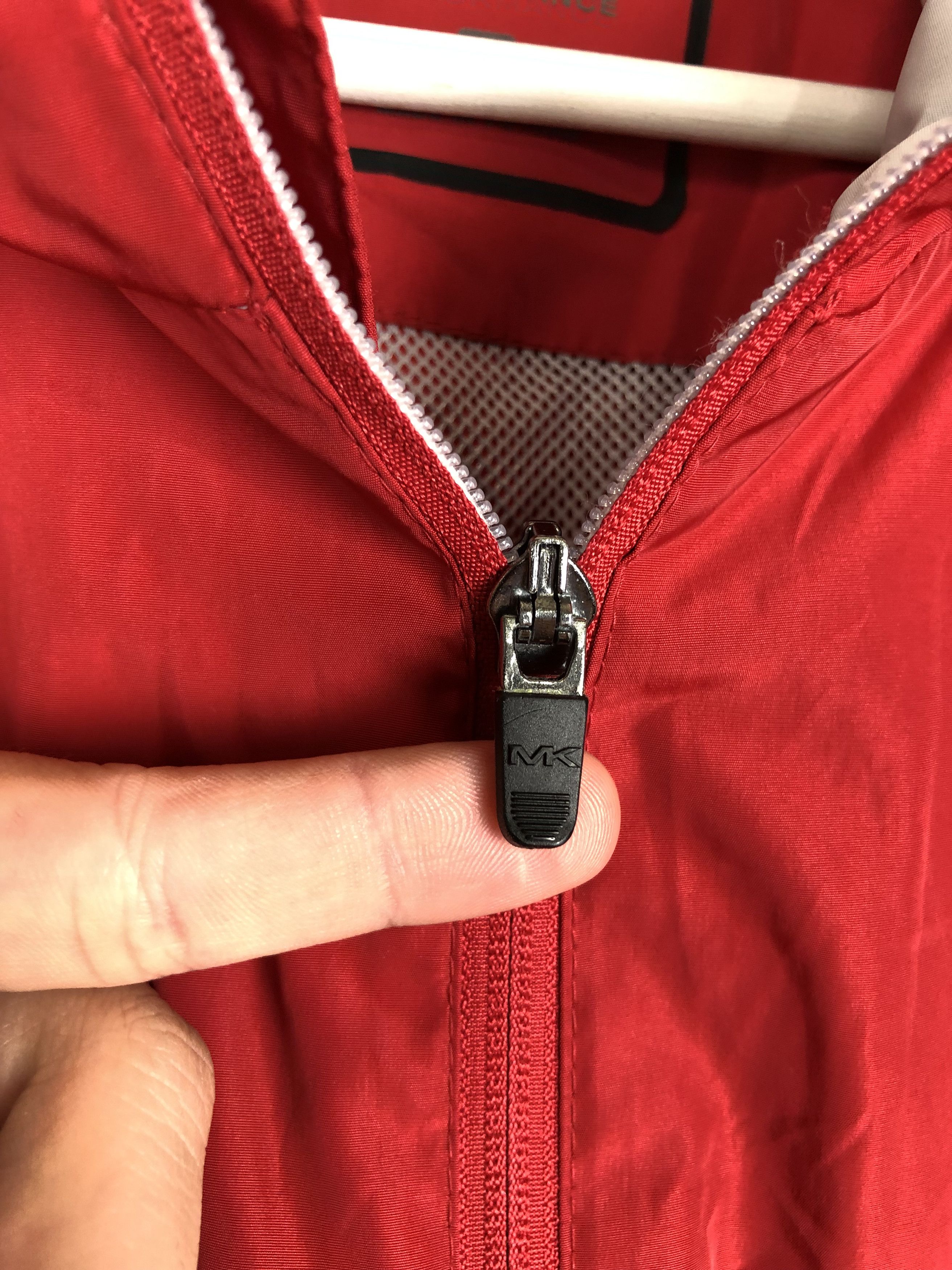 Michael Kors Michael Kors Perfomance Zip Jacket Windbreaker Red size L Size US L / EU 52-54 / 3 - 8 Thumbnail