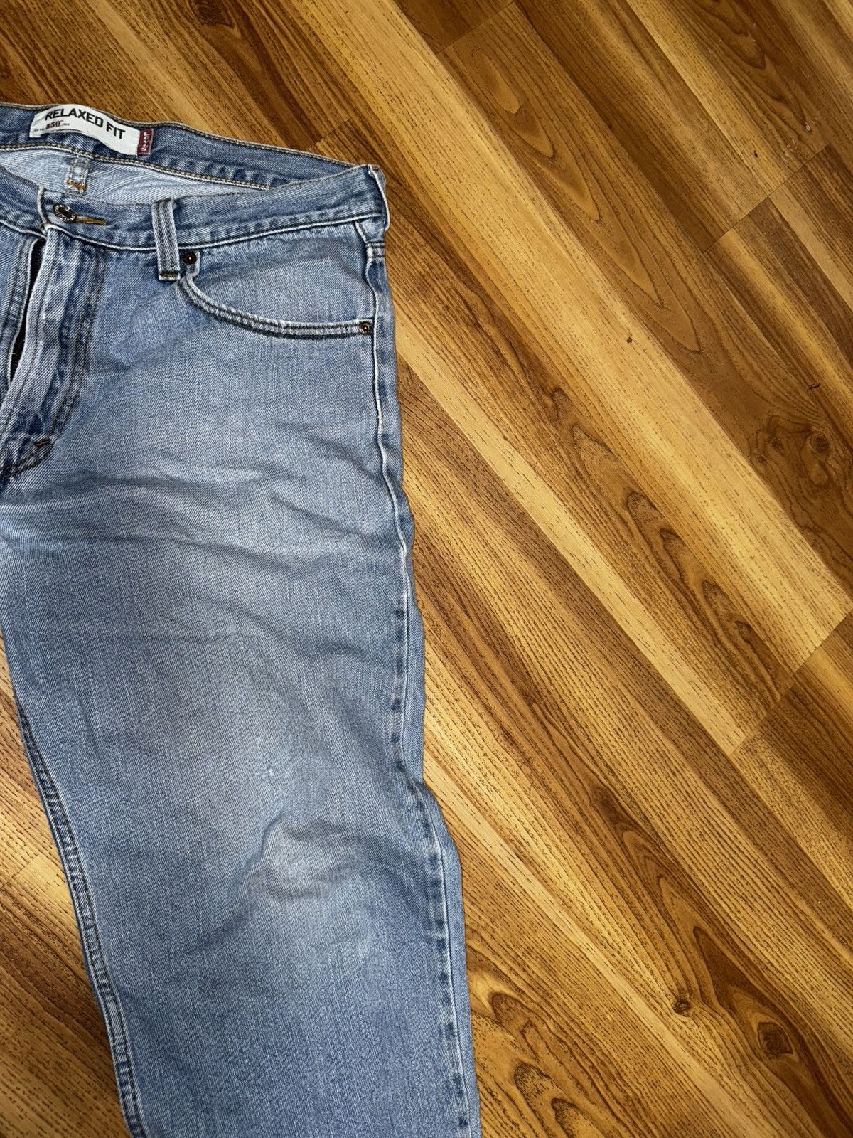 Levi's × Vintage Sick Light Wash Baggy Vintage 90s Denim Jeans x Levi’s 550 Size US 35 - 3 Thumbnail