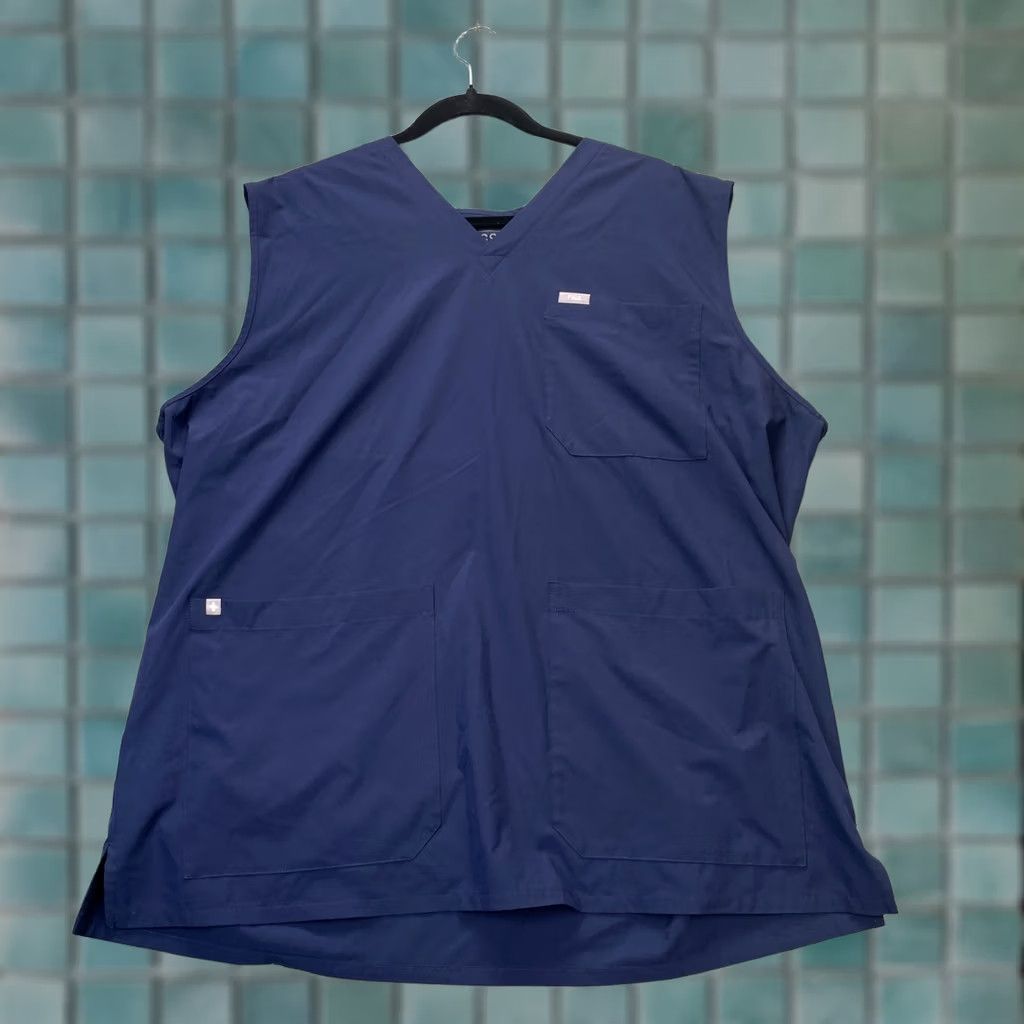 Vintage FIGS Top Womens 2XL Blue Scrub Technical Collection Logo V Neck Nursing Medical Shirts Womens Blue 2XL Fig’s Top Size XXL / US 16-18 / IT 52-54 - 1 Thumbnail