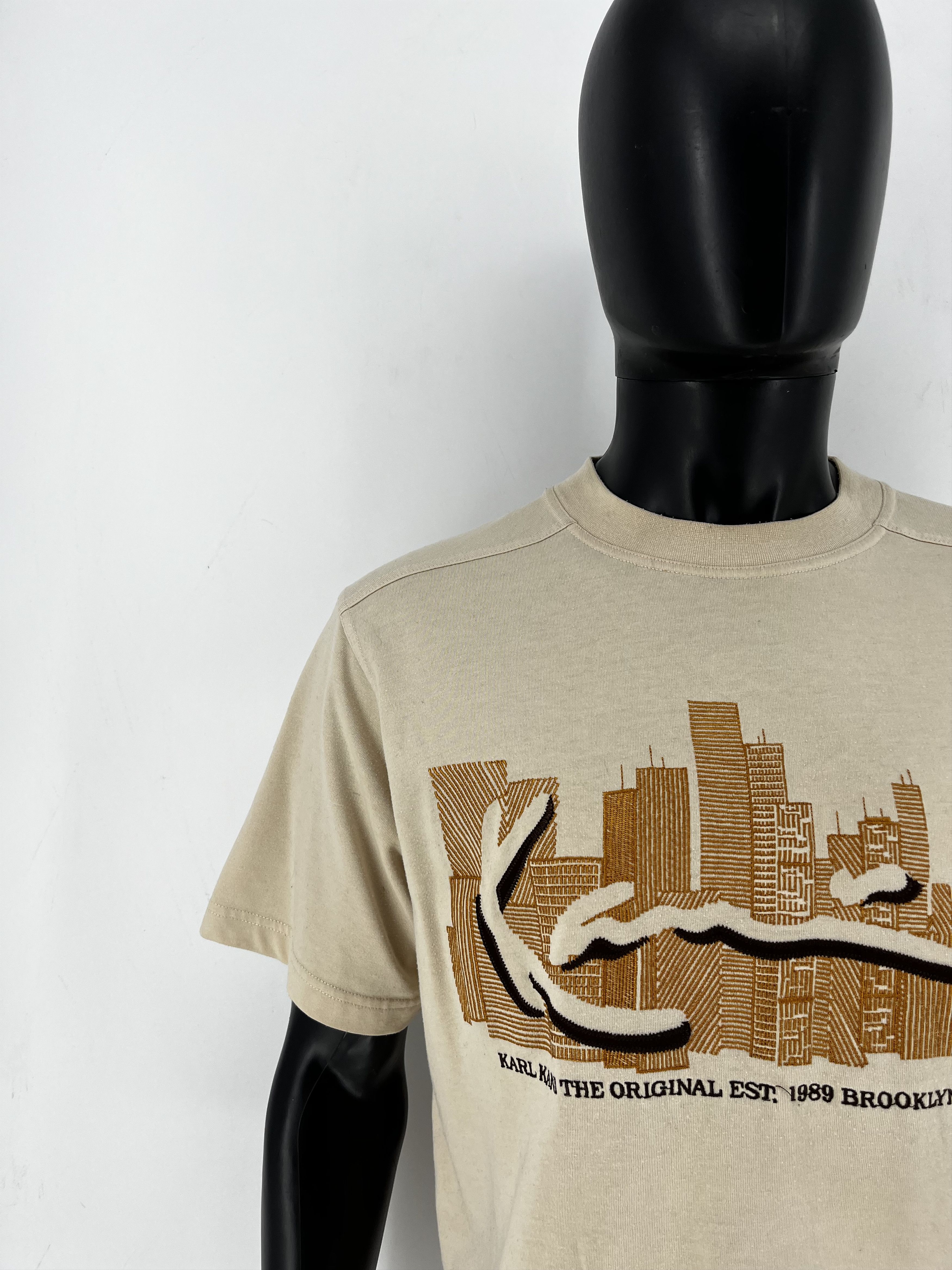 Karl Kani Karl Kani jersey vintage t-shirt 90s hip hop 1990s basketbal Size US S / EU 44-46 / 1 - 7 Thumbnail
