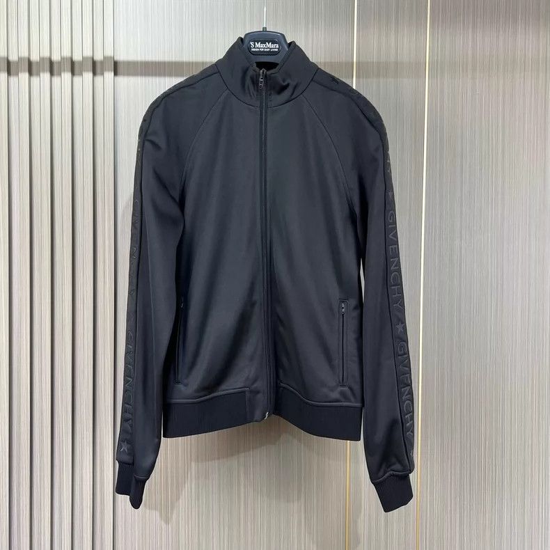 Givenchy Givenchy Striped Letter Logo Imprint Jacket 2506-Nextarrow Size US M / EU 48-50 / 2 - 1 Thumbnail