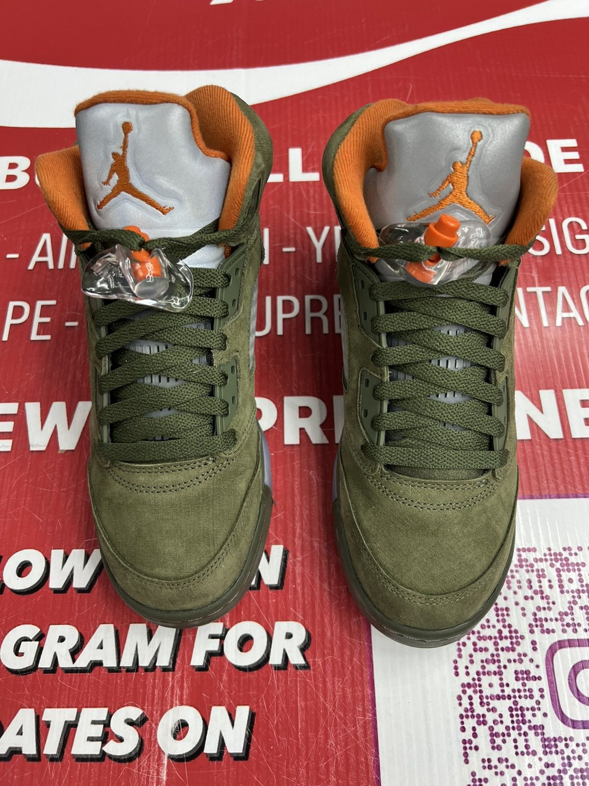 Jordan Brand Air Jordan 5 Olive Size 5y Size US 5 / EU 37 - 4 Thumbnail