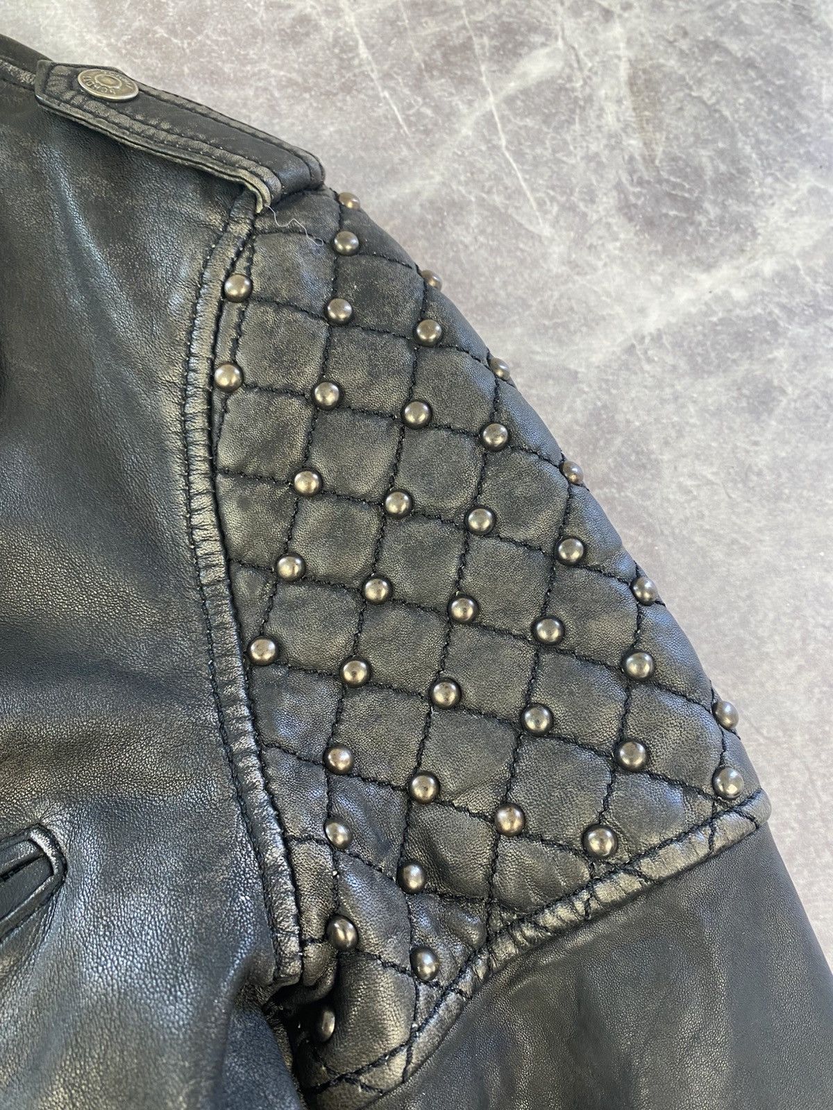 Schott Schott Perfecto Leather Jacket with Metal Studded Size: L Size L / US 10 / IT 46 - 13 Thumbnail