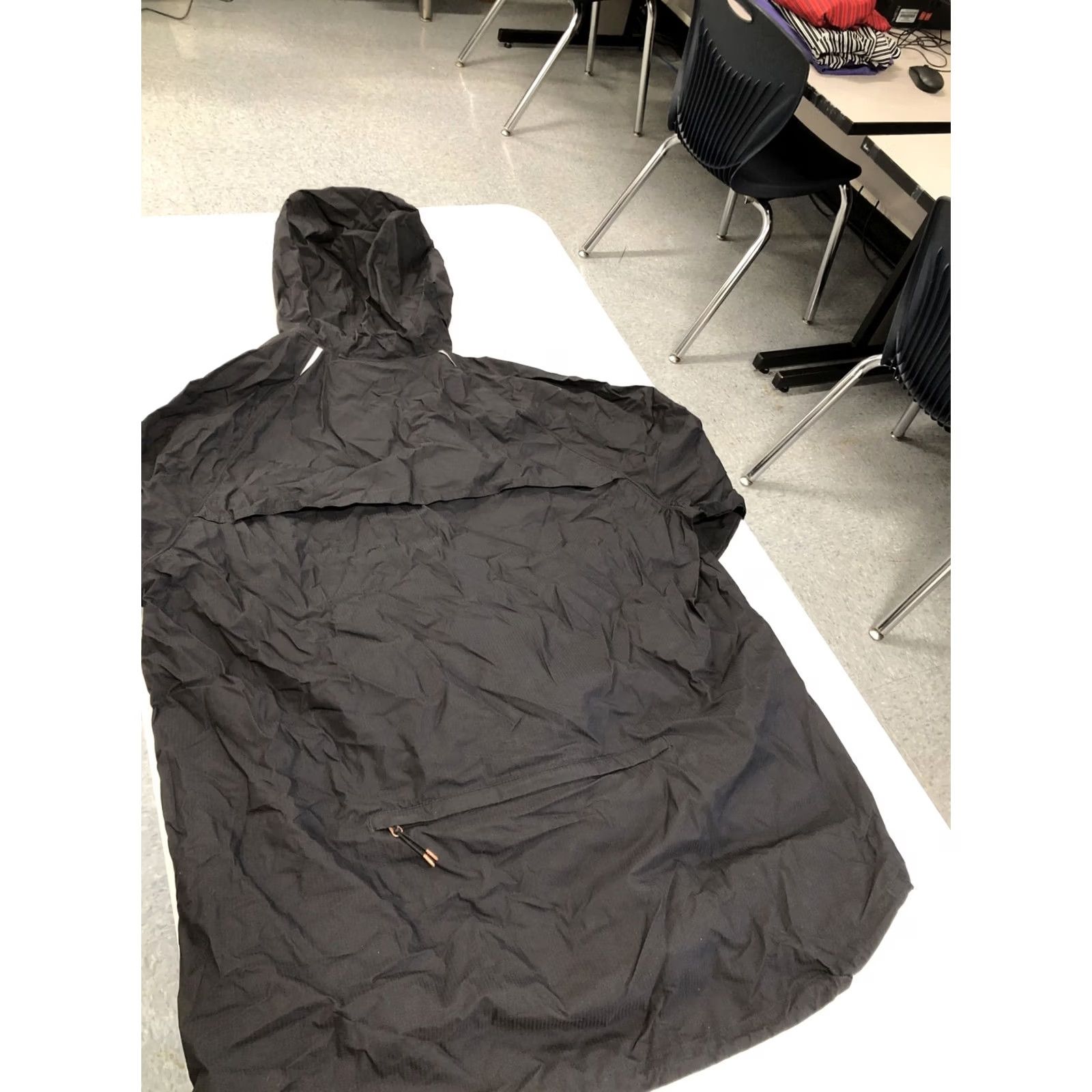 Levi's VINTAGE Levi's Black Nylon Water Resistant Hooded Jacket Large Mens Size US L / EU 52-54 / 3 - 8 Thumbnail