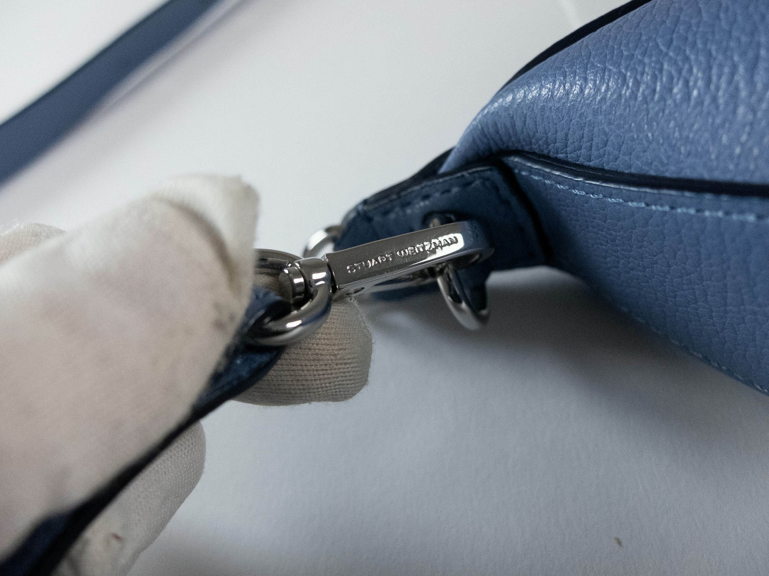Stuart Weitzman STUART WEITZMAN Stellar Crescent blue leather shoulder bag Size ONE SIZE - 6 Thumbnail