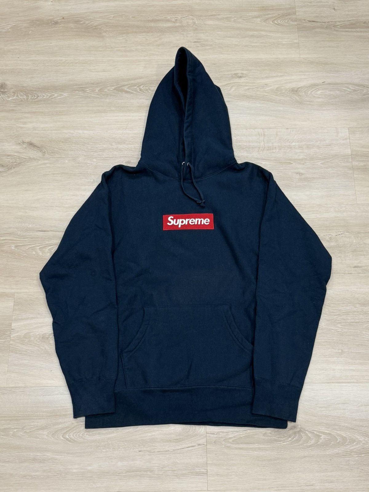 Supreme Supreme FW12 Box Logo Hoodie- Red on Navy Size US M / EU 48-50 / 2 - 1 Thumbnail