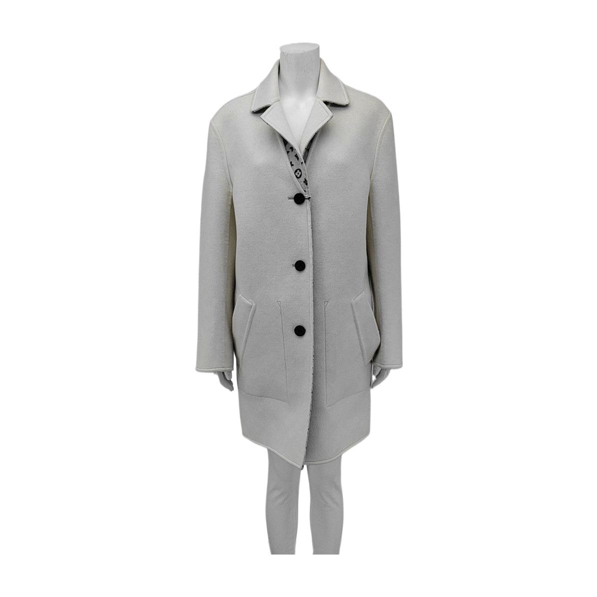 Louis Vuitton Louis Vuitton Wool Coat FR 34 Size XS / US 0-2 / IT 36-38 - 1 Thumbnail