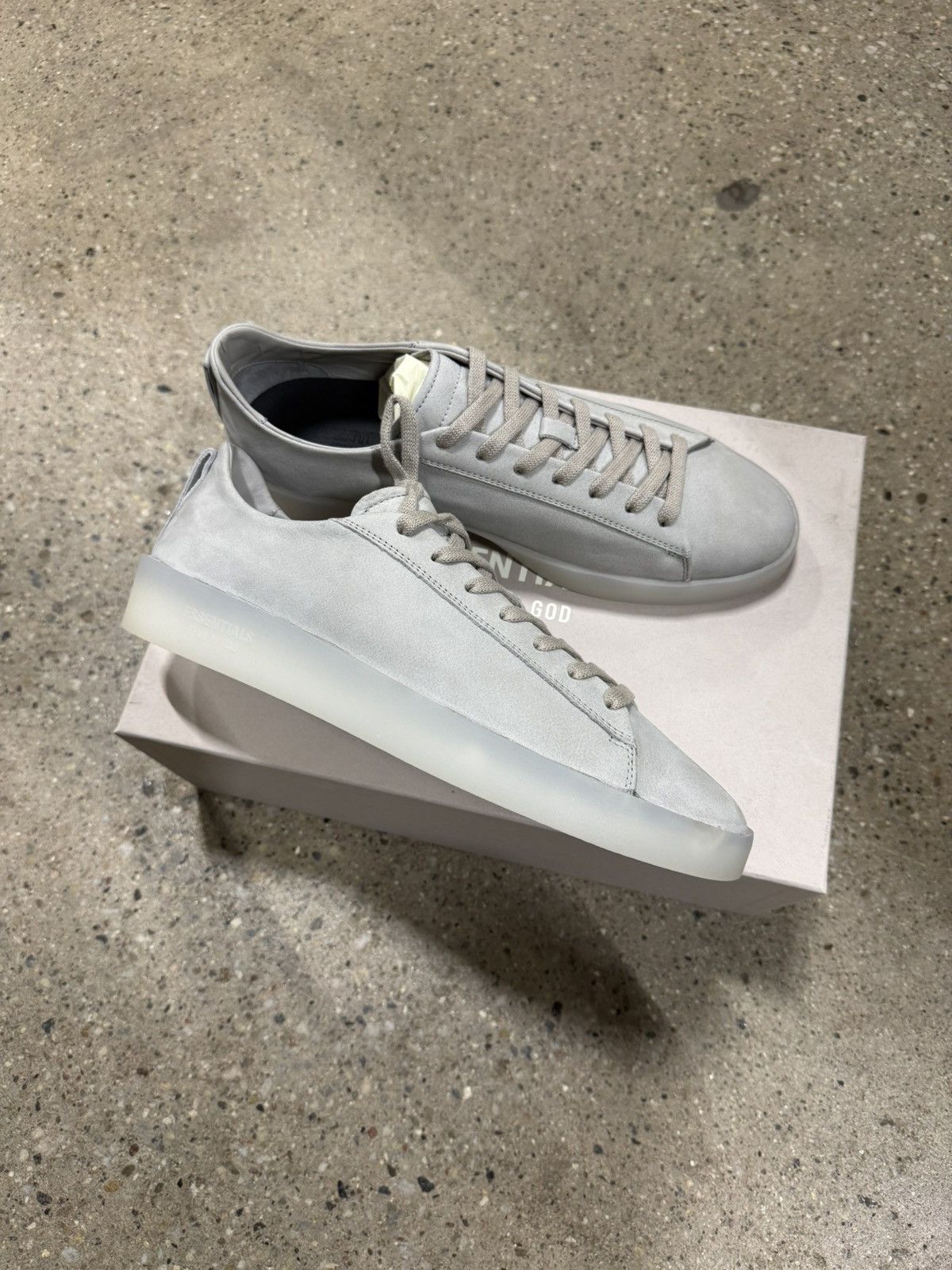 Essentials × Fear of God Fear of God Essentials Tennis Suede Sneaker NEW 325$ Size US 10 / EU 43 - 5 Thumbnail