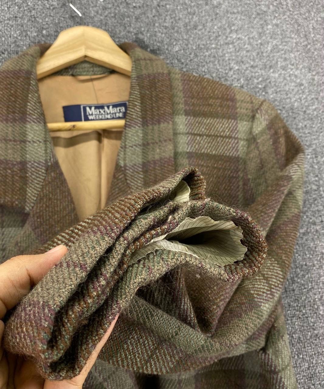 Max Mara Vintage Max Mara Weekend Line Shadow Plaid Wool Coat Jacket Size M / US 6-8 / IT 42-44 - 12 Thumbnail