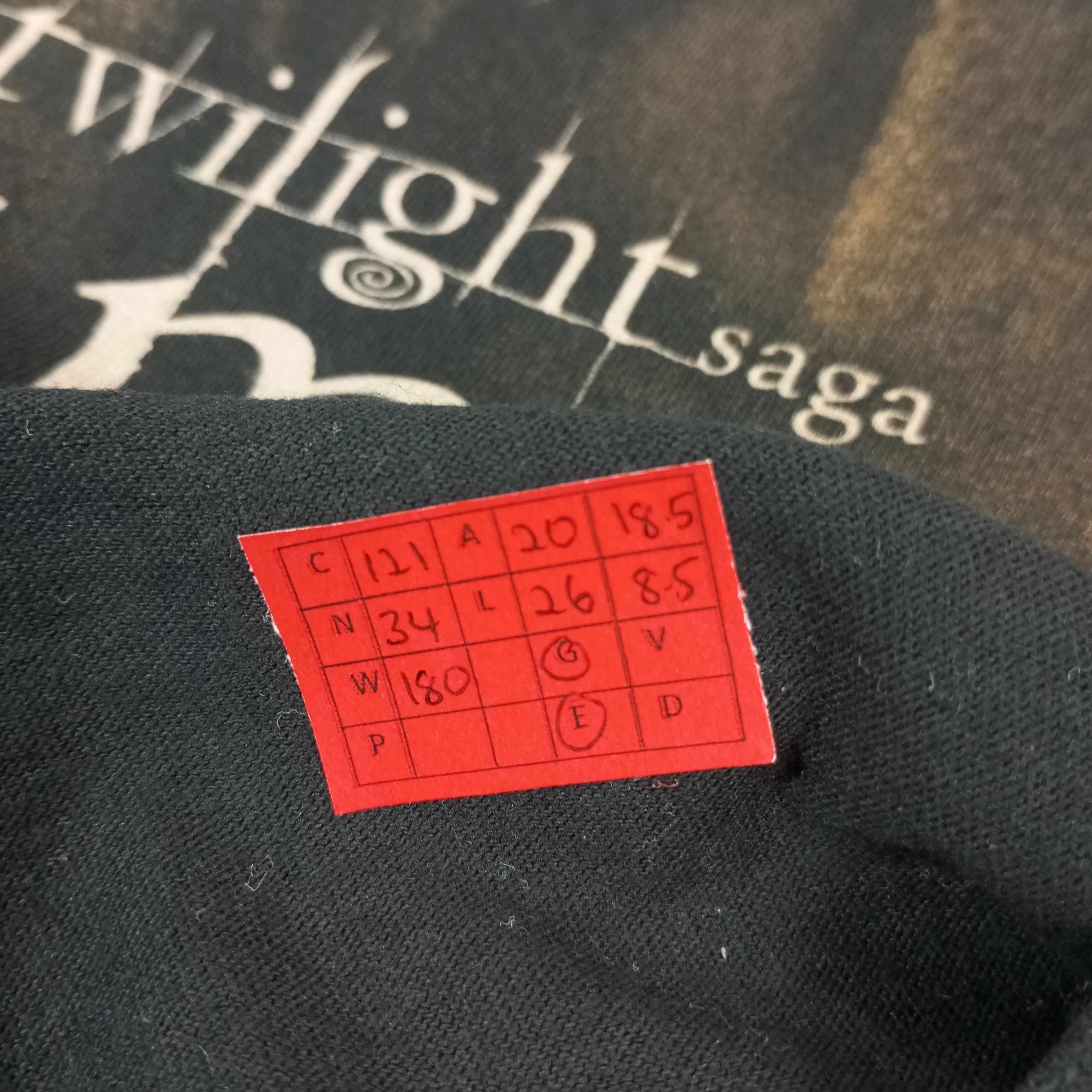 Vintage The Twilight Saga Edward Character Movie Vintage Tshirt Size US M / EU 48-50 / 2 - 8 Thumbnail