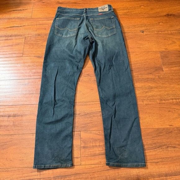 Wrangler Wrangler Dark Blue Straight Athletic Fit Jeans 31x30 Size US 31 - 1 Thumbnail