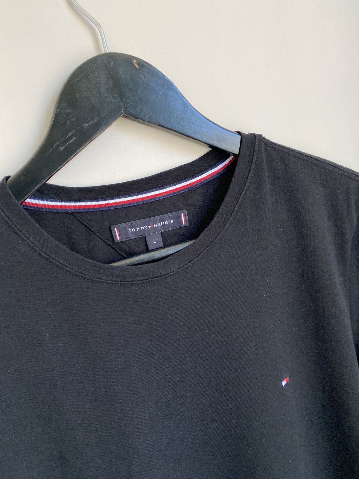 Tommy Hilfiger Tommy Hilfiger Men's T-Shirt Size US M / EU 48-50 / 2 - 2 Thumbnail