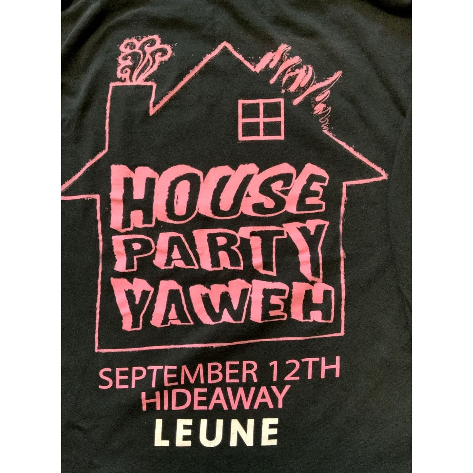 Gildan VINTAGE? House Party Tyla Yaweh Hideaway Hollywood Mansion Flames Black L/S T-Shirt Sz.L Size US L / EU 52-54 / 3 - 6 Thumbnail