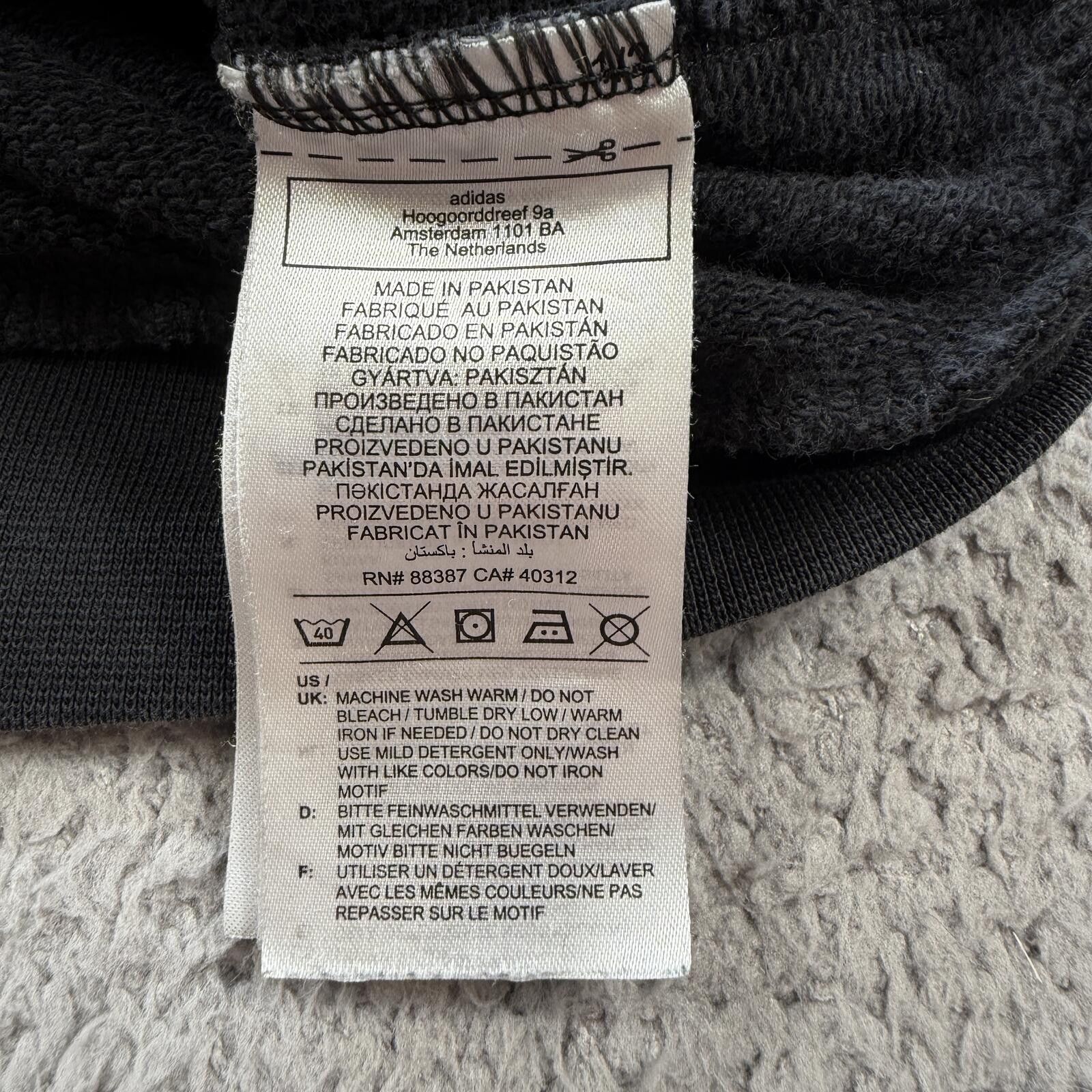 Adidas Adidas Originals Trefoil Crewneck Sweatshirt XL Black Camo Size US XL / EU 56 / 4 - 7 Thumbnail