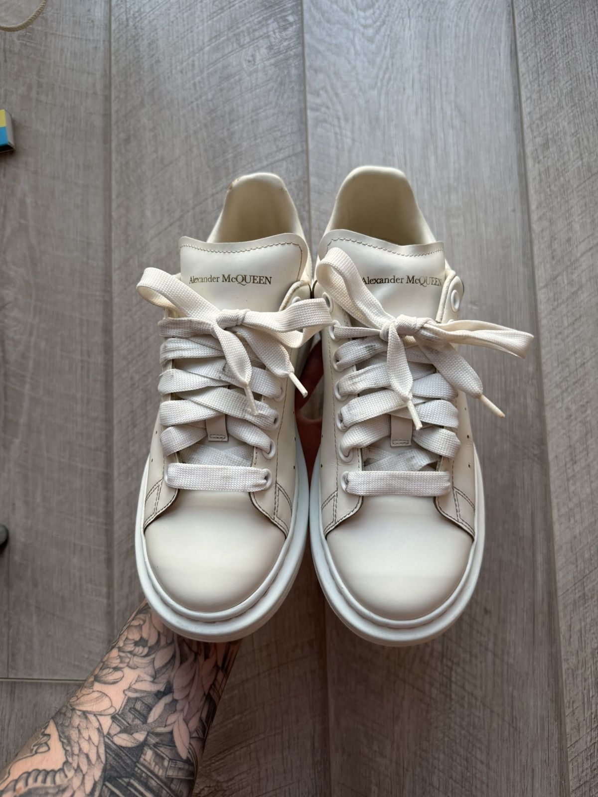 Alexander McQueen Alexander McQueen Oversized Leather White Sneakers Size US 7.5 / EU 40-41 - 2 Thumbnail