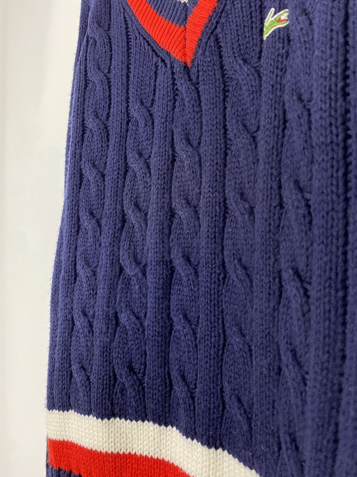 Lacoste 1980’s Vintage Izod Lacoste Cable Knit V-Neck Sweater Size US L / EU 52-54 / 3 - 4 Thumbnail