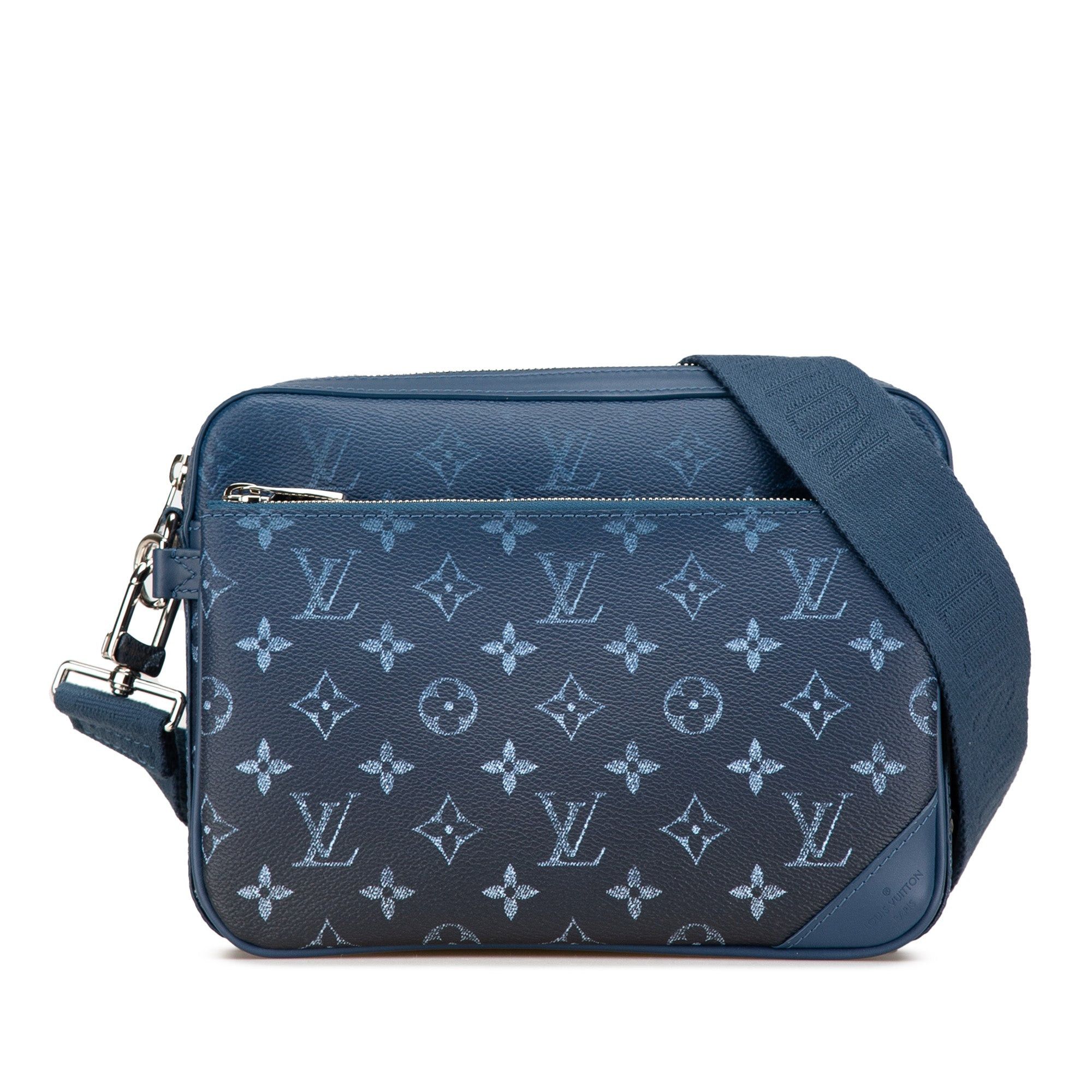 Monogram Gradient Trio Messenger