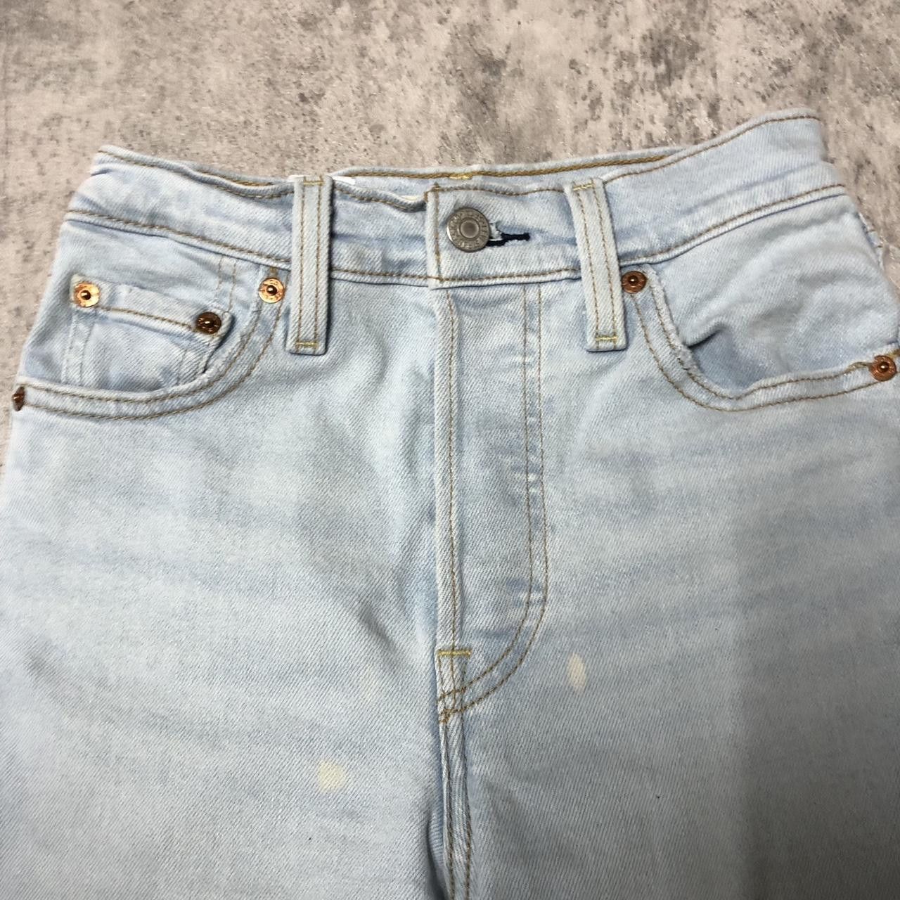 Levi's Light wash straight leg mom jeans #momjeans Size 23" - 3 Thumbnail