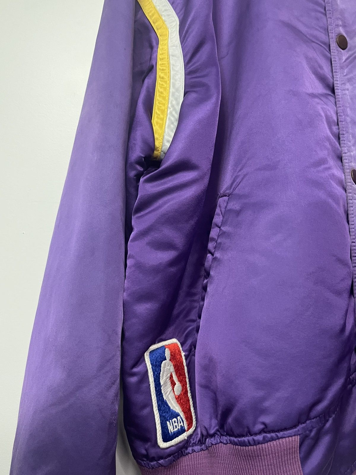 Vintage Los Angeles Lakers Satin Purple 90’s STARTER Jacket XXL Size US XXL / EU 58 / 5 - 4 Thumbnail