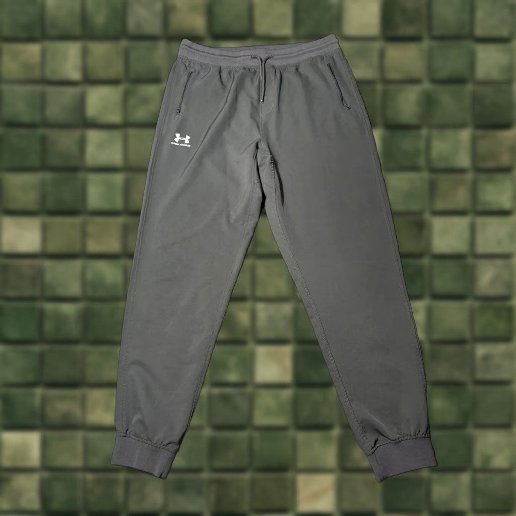 Under Armour Joggers Mens Large Fitted Stretch Pants Gray Polyester Athletic Pants