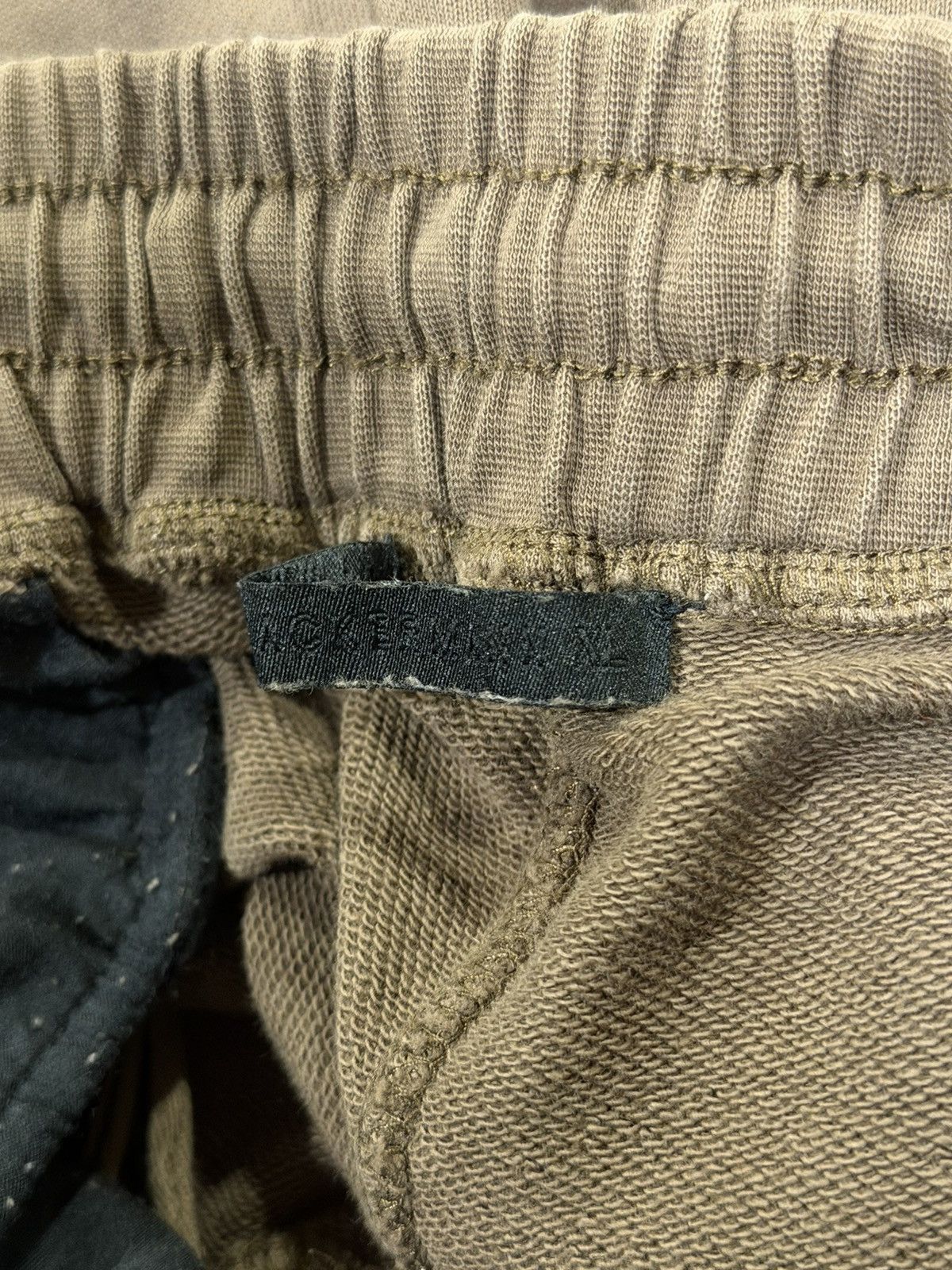 Haider Ackermann Haider Ackermann Perth Velvet Stripe Tux Brown Sweatpants Size US 34 / EU 50 - 10 Thumbnail