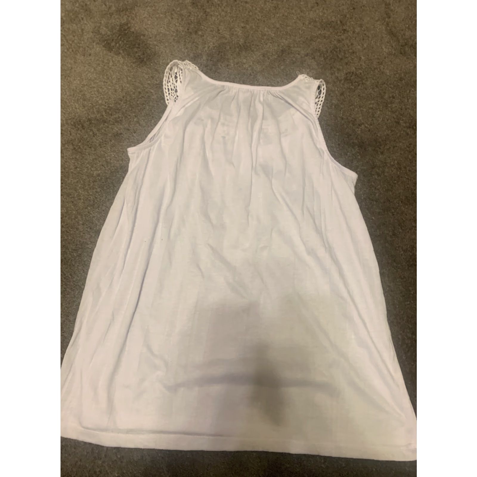 Vintage VINTAGE Womens Carolyn Taylor Tank Top Small White Floral Round Neck Sleeveless Casual Womens S White Floral Tank Top Size S / US 4 / IT 40 - 3 Thumbnail
