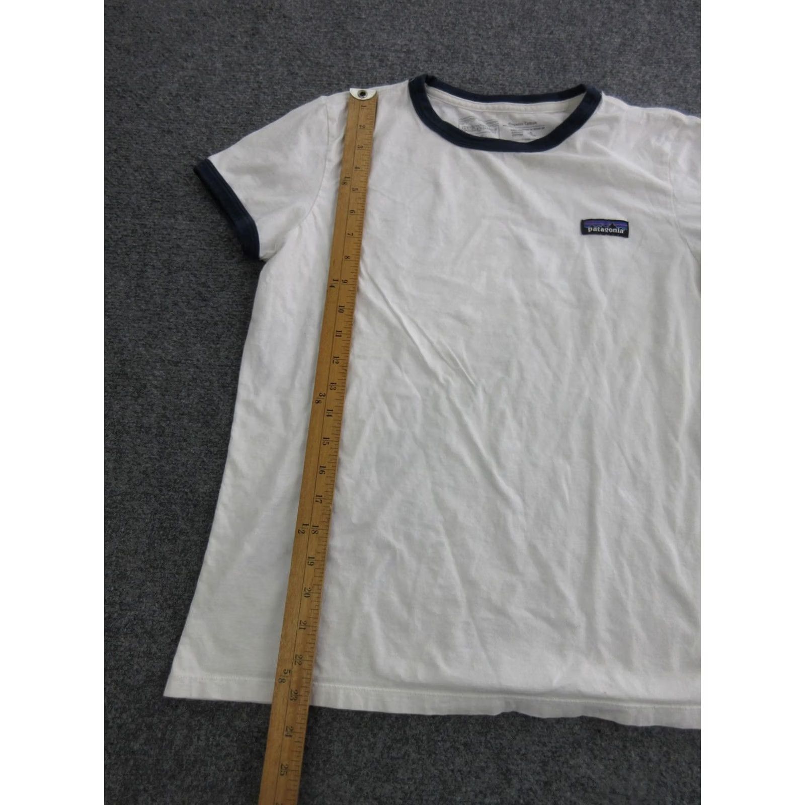 Patagonia Patagonia Shirt Mens Medium White Short Sleeve Crew Neck Ringer Tee Organic Cotton Jersey Casual Size US M / EU 48-50 / 2 - 7 Thumbnail