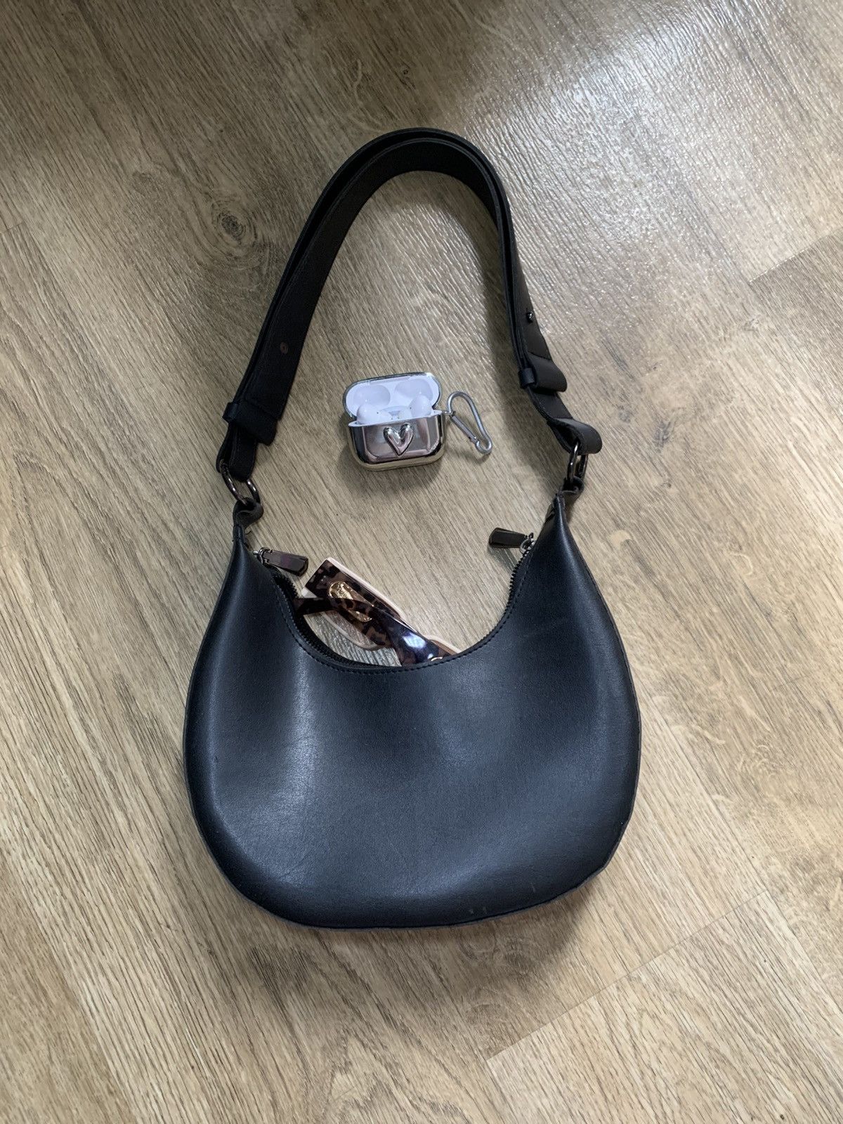 Other Black shoulder bag – comfortable and spacious Size ONE SIZE - 1 Thumbnail